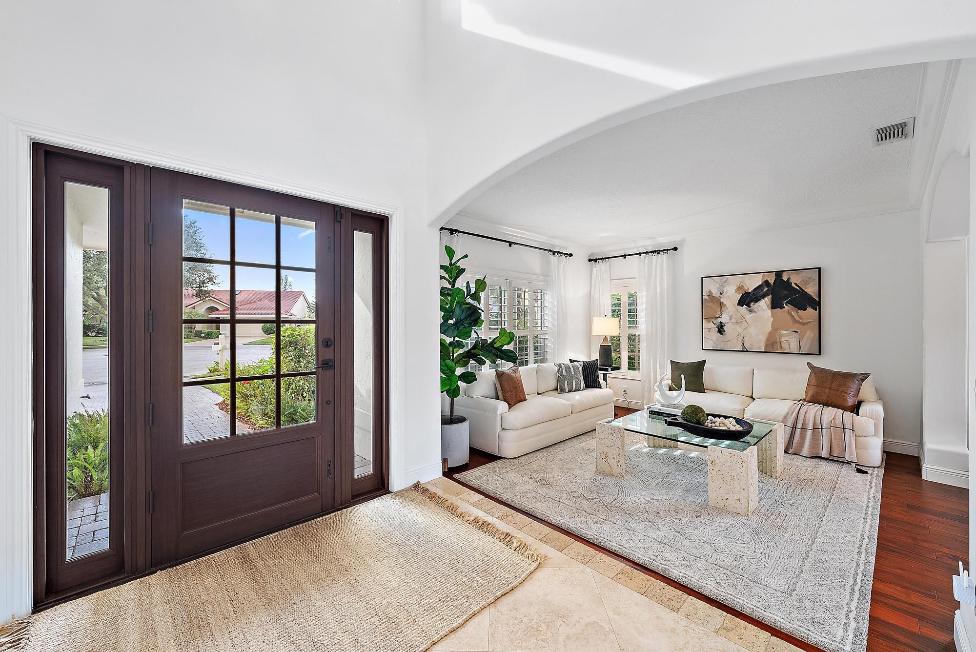 19136 Dawnwood Court