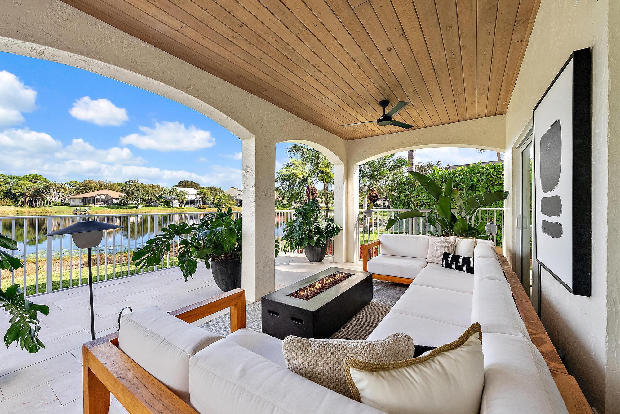 19136 Dawnwood Court