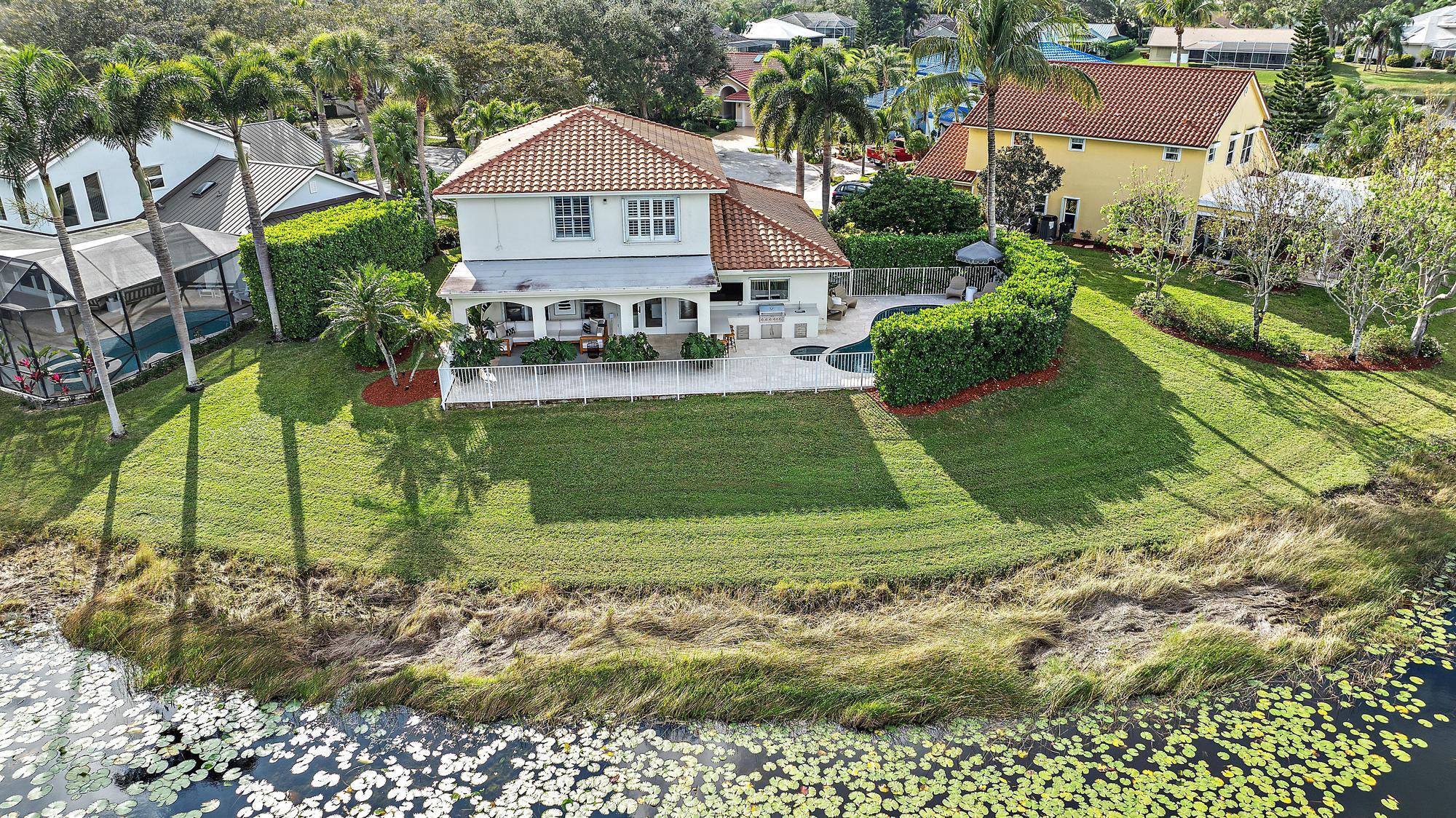 19136 Dawnwood Court