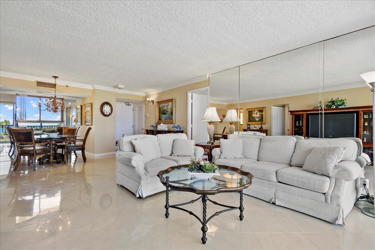 100 Ocean Trail Way 305