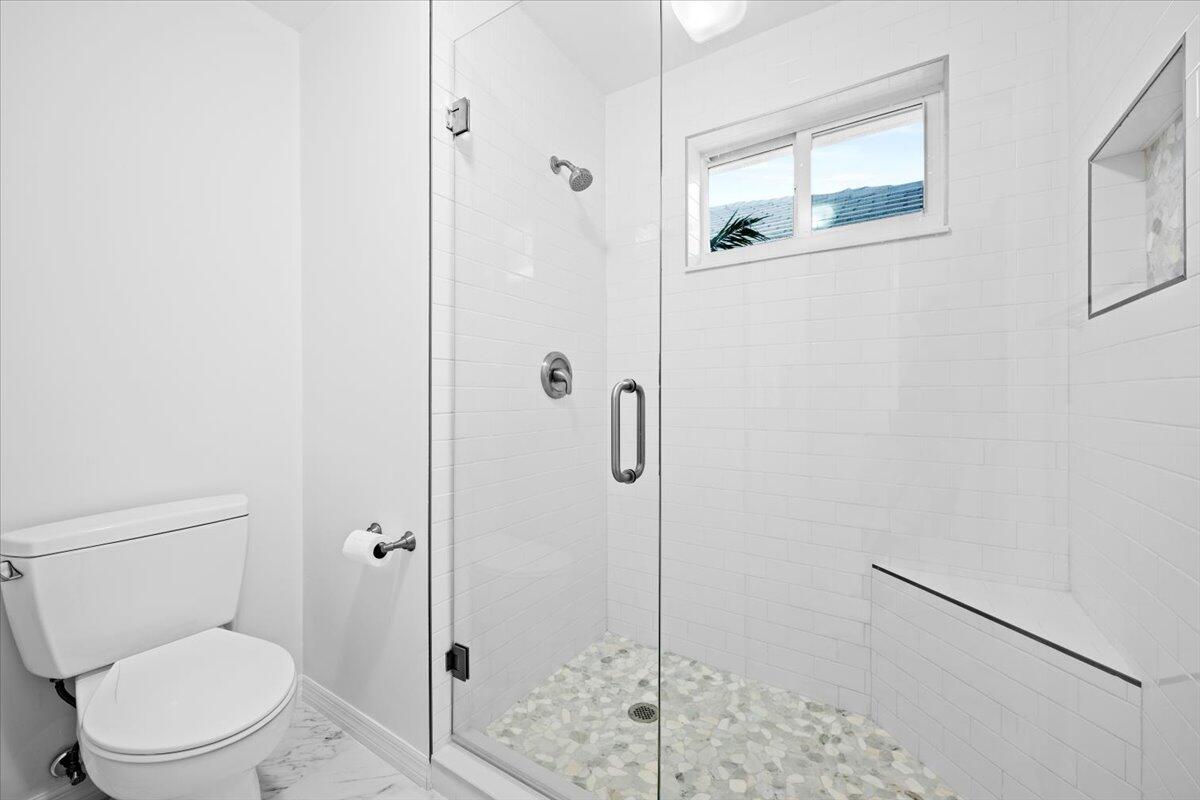 223 W Canterbury Drive W