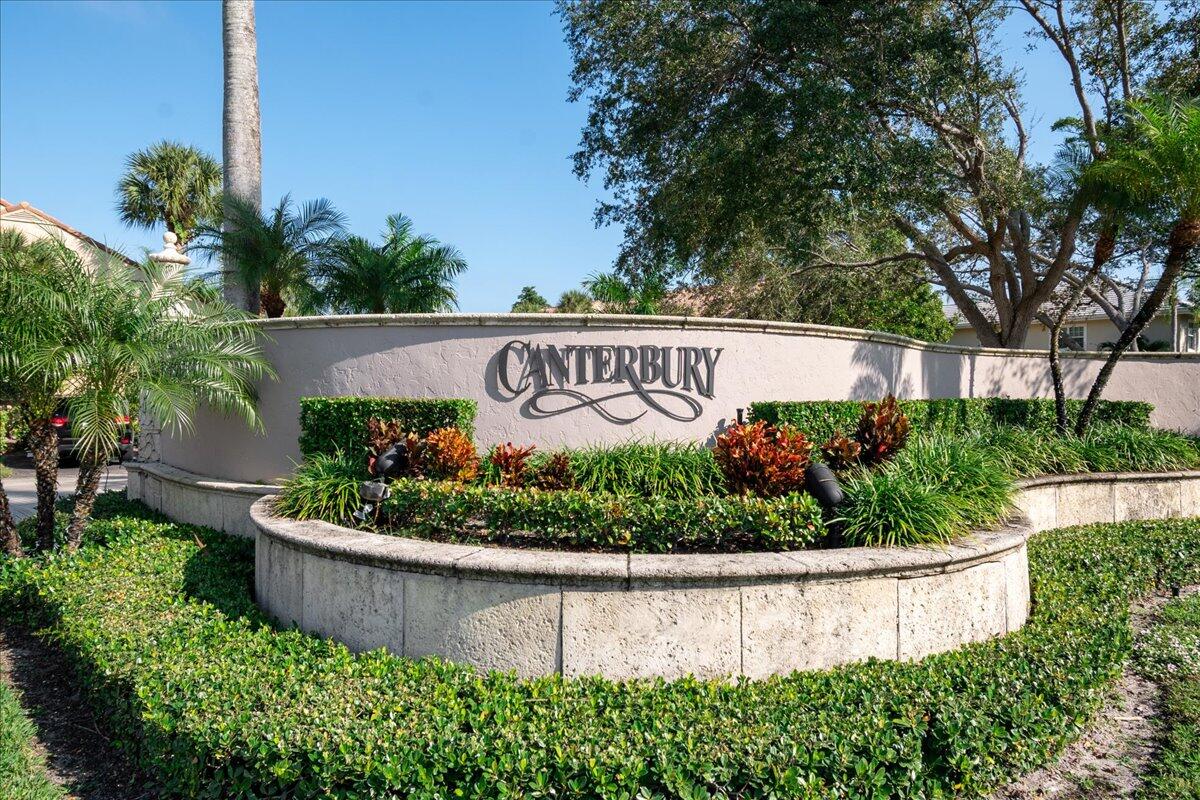 223 W Canterbury Drive W