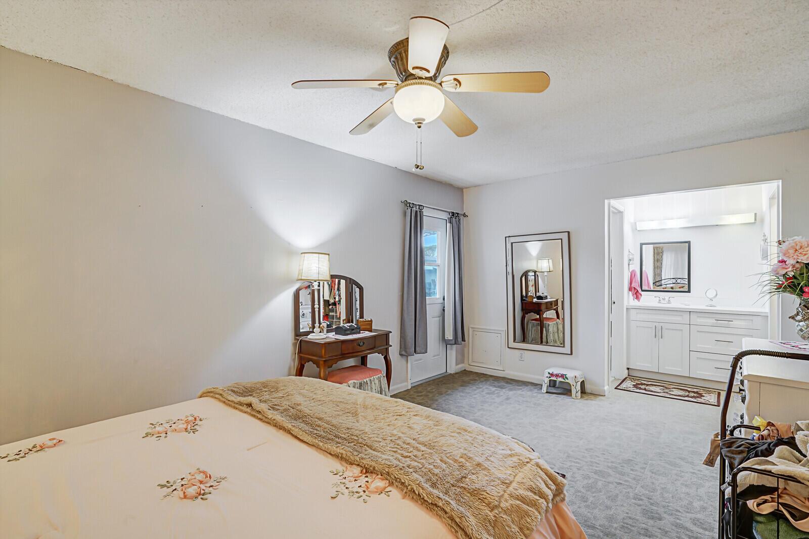 670 High Point Boulevard N A