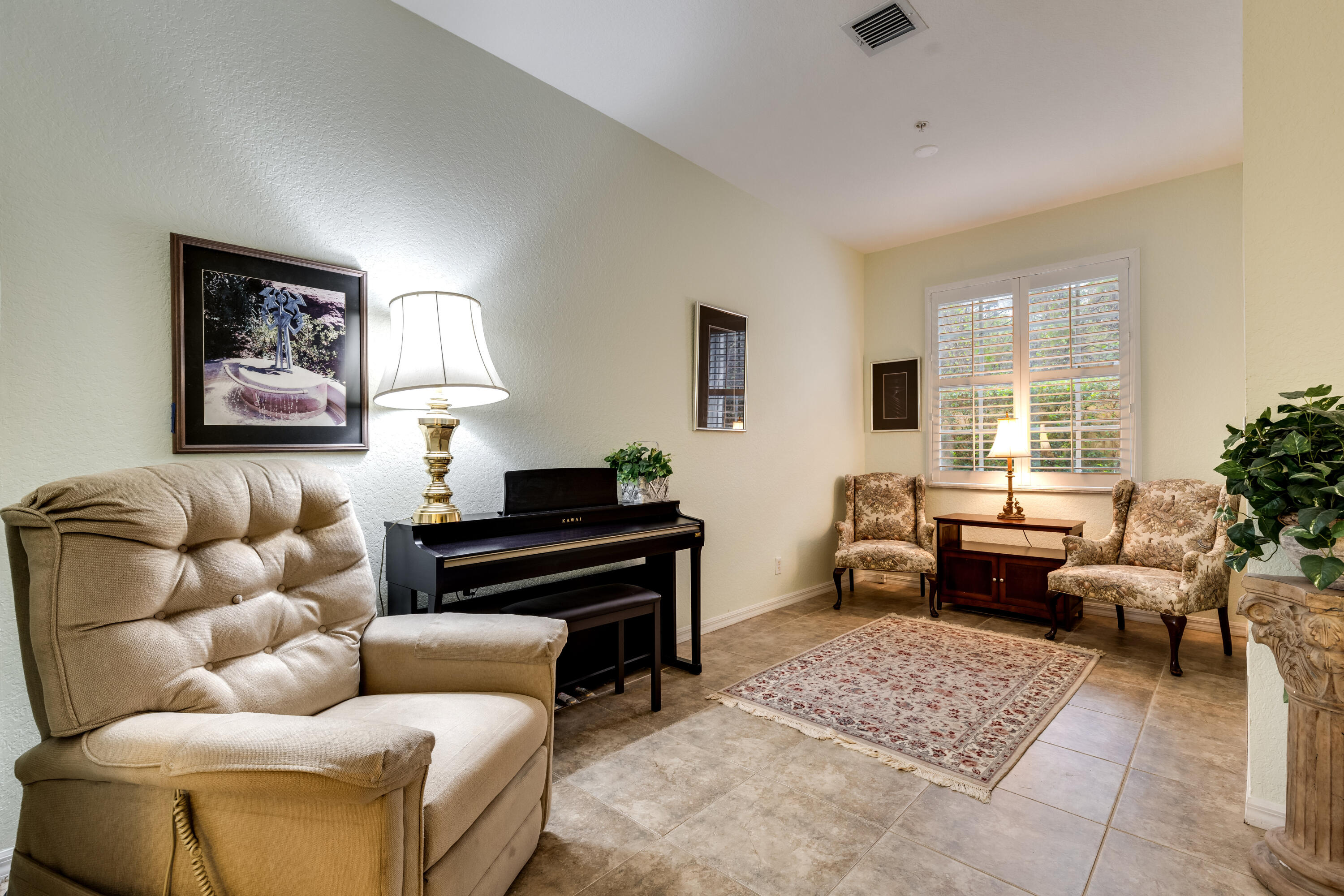 156 Village Boulevard E