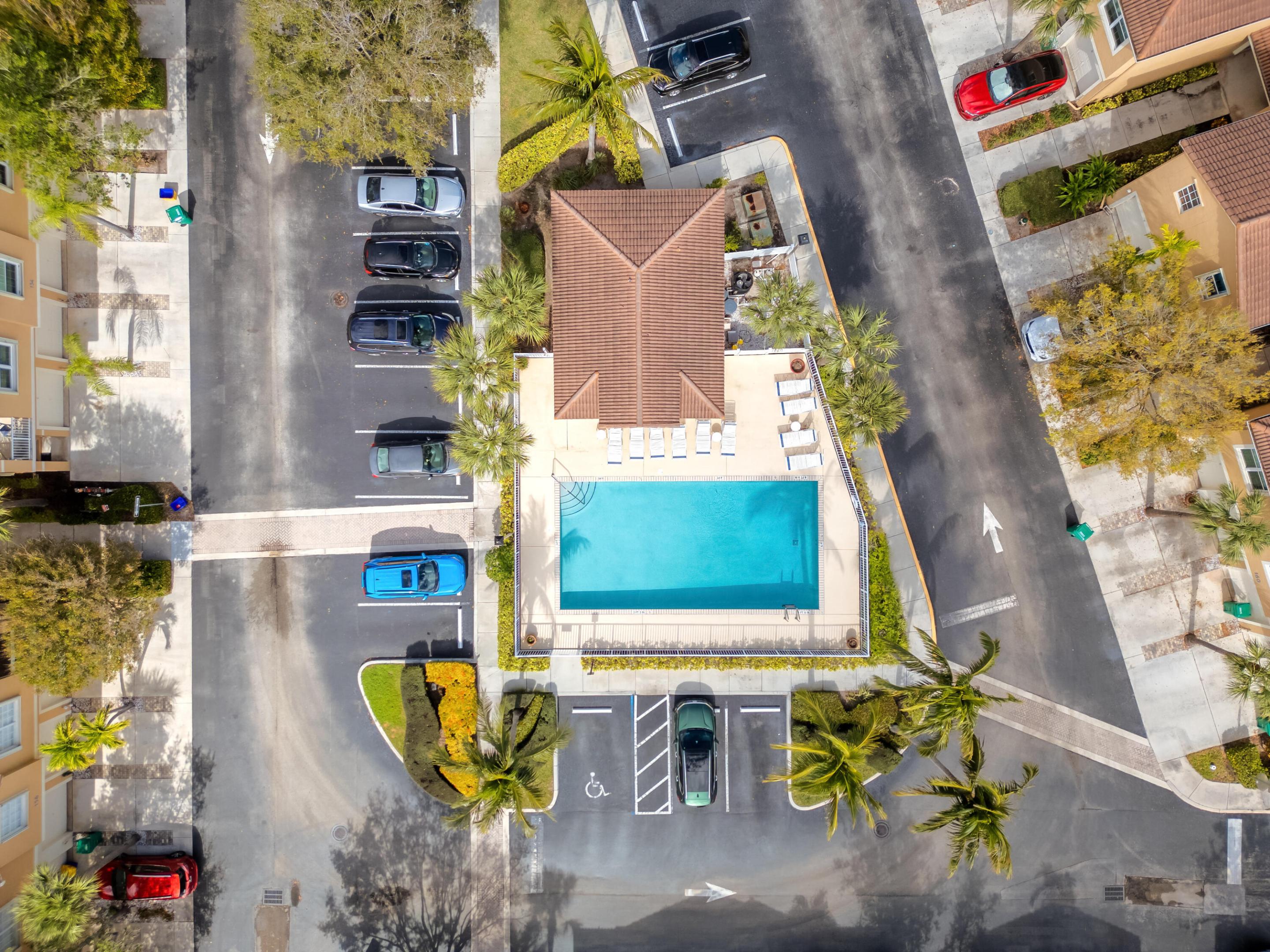 156 Village Boulevard E