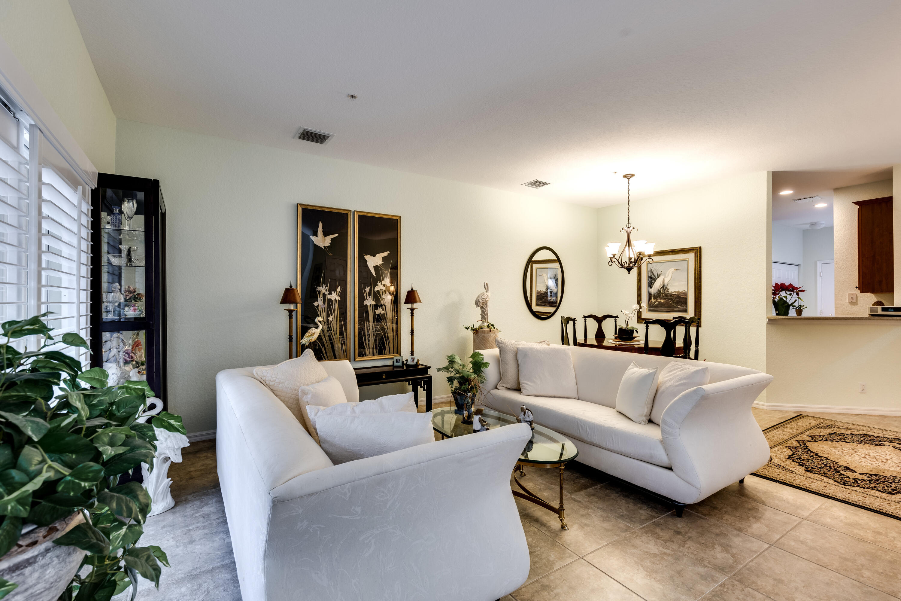 156 Village Boulevard E