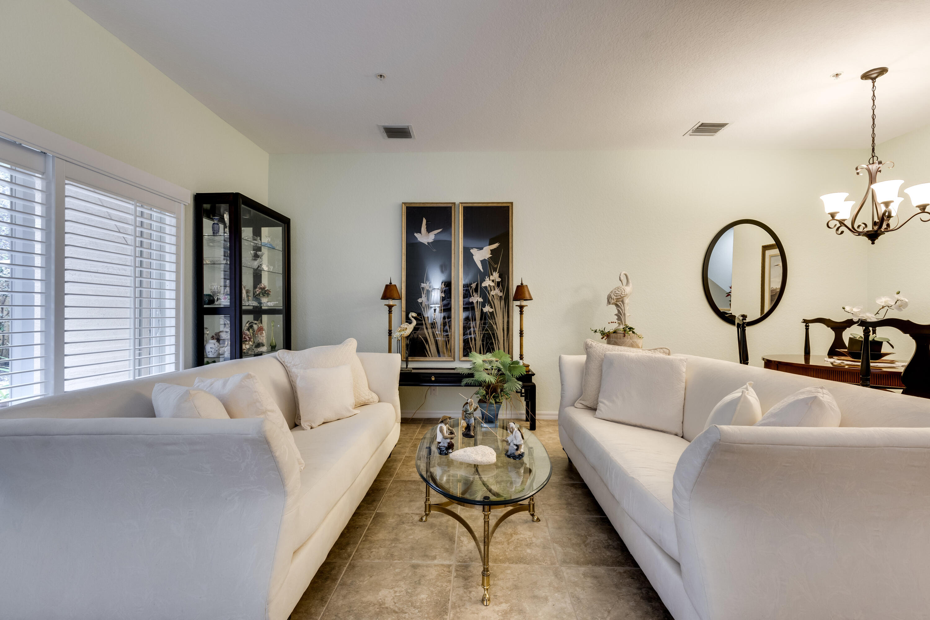 156 Village Boulevard E