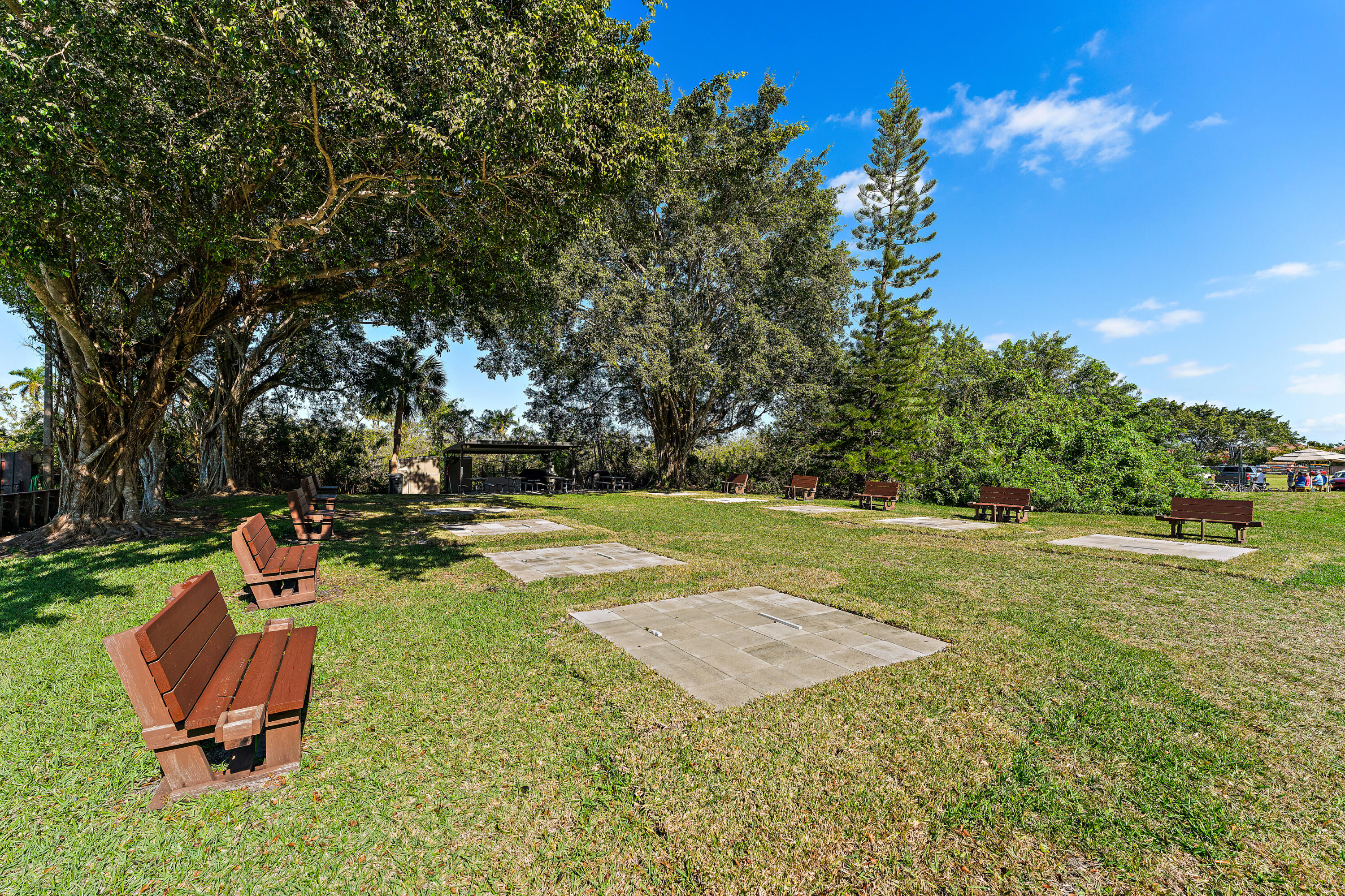 211 SW South River Drive 103