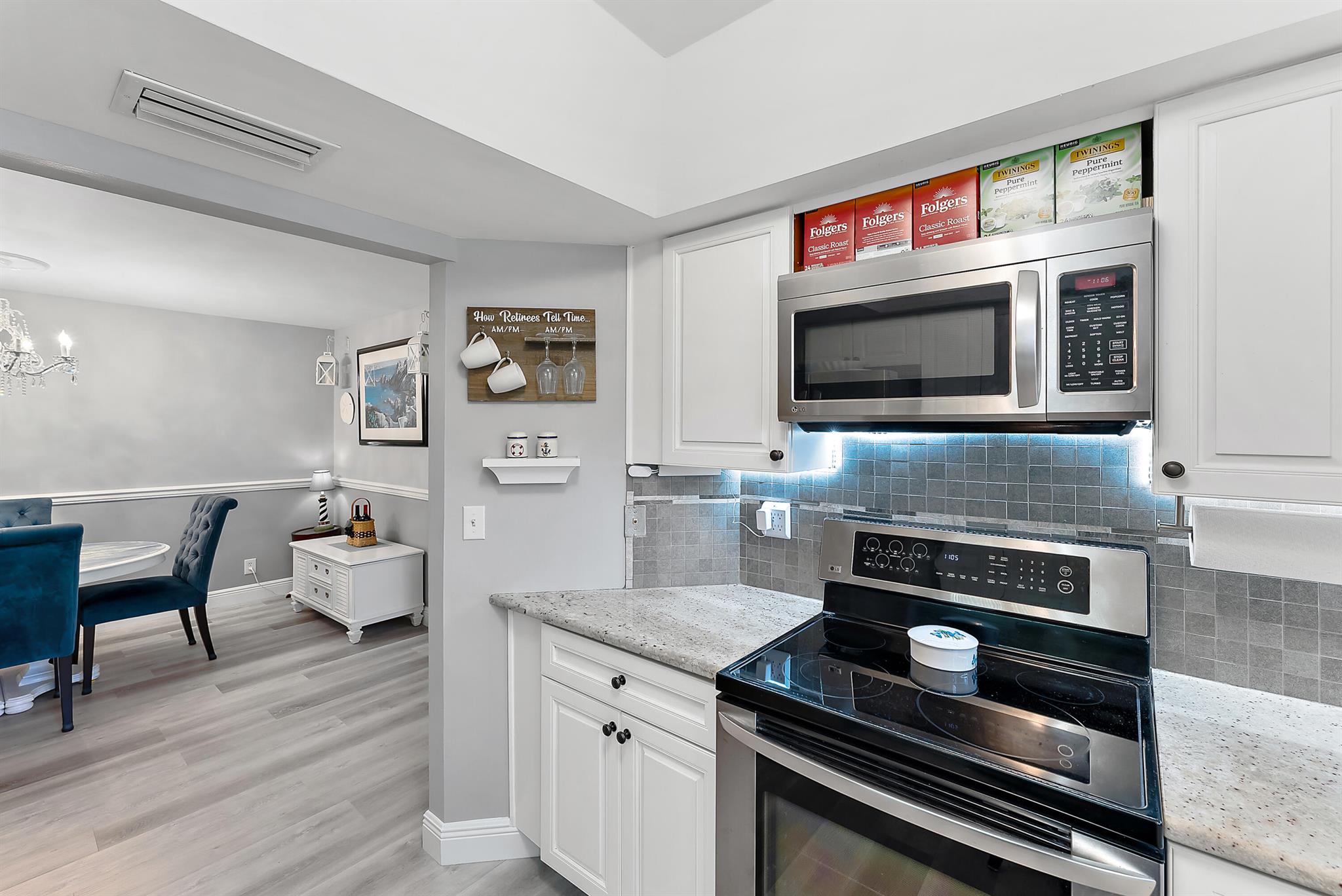 211 SW South River Drive 103