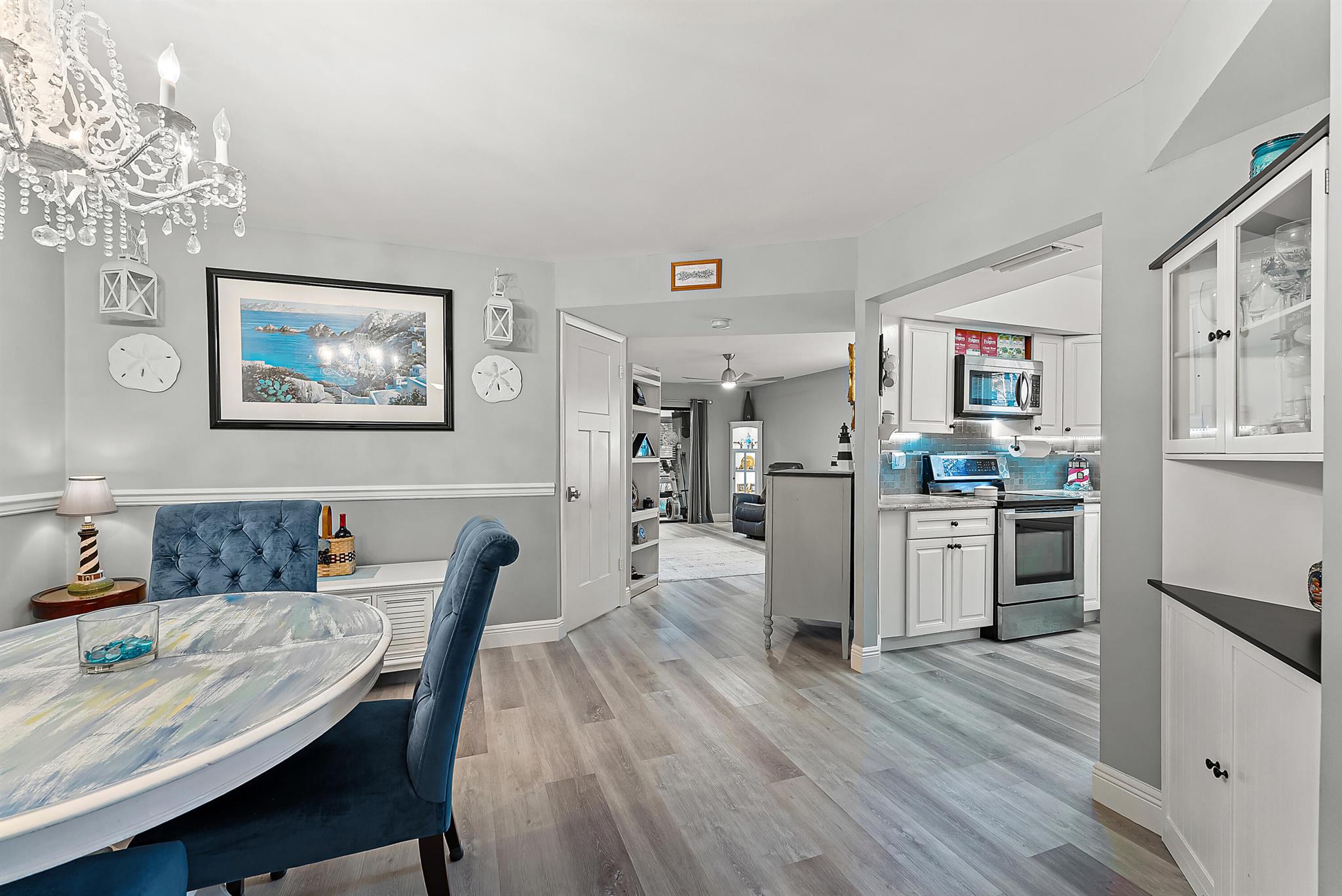 211 SW South River Drive 103