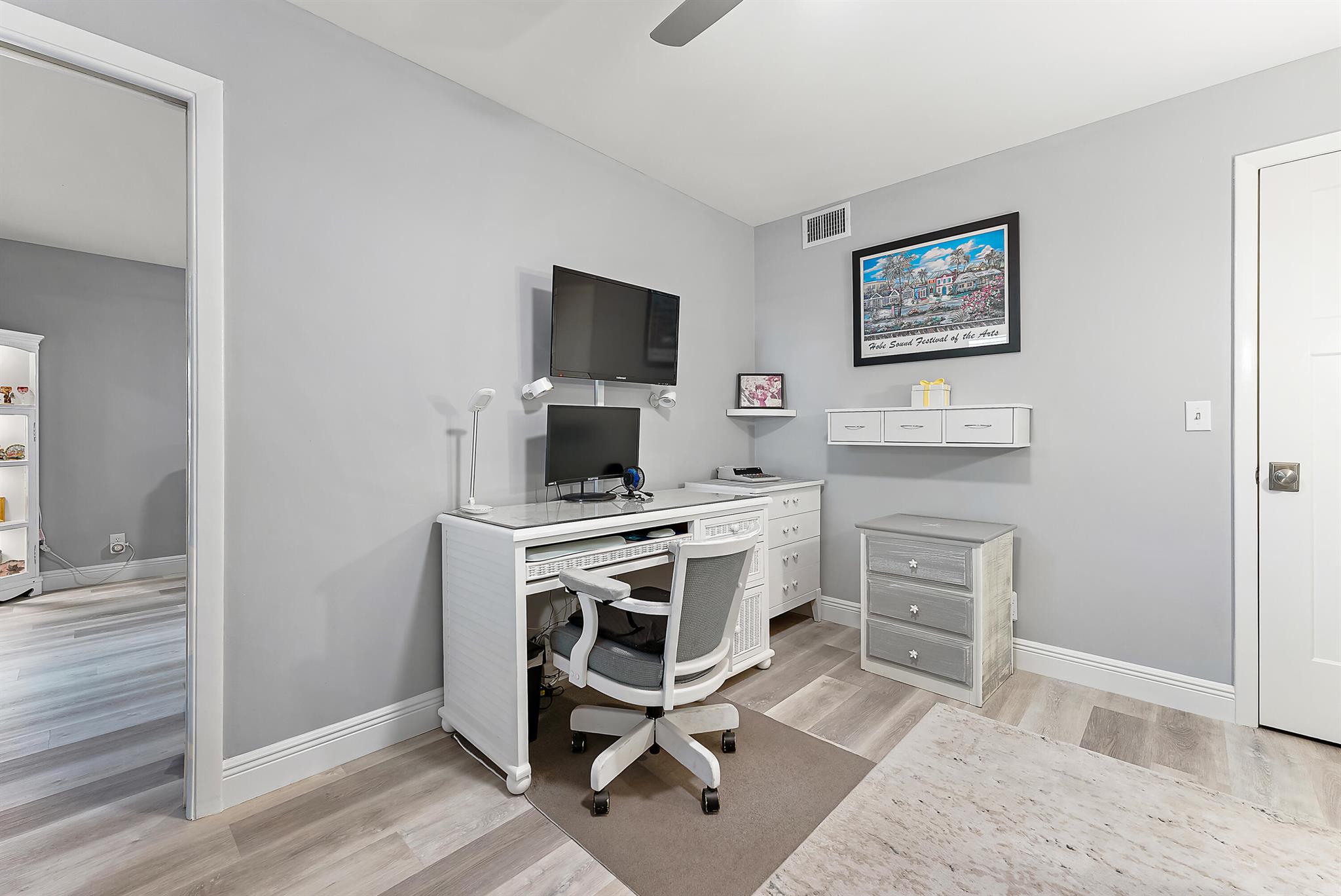 211 SW South River Drive 103