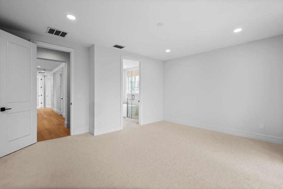 1423 E Barlow Court E