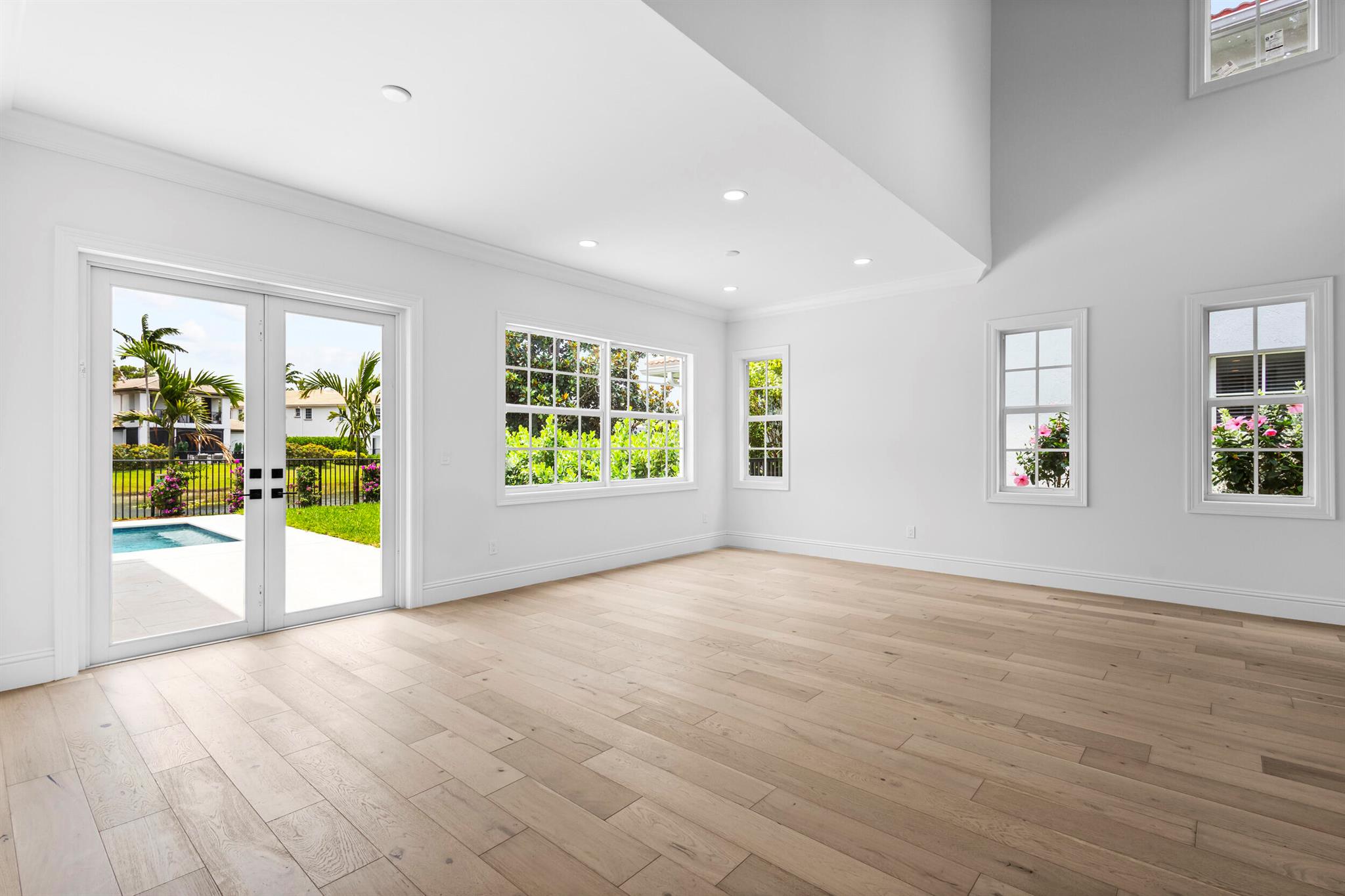 1423 E Barlow Court E