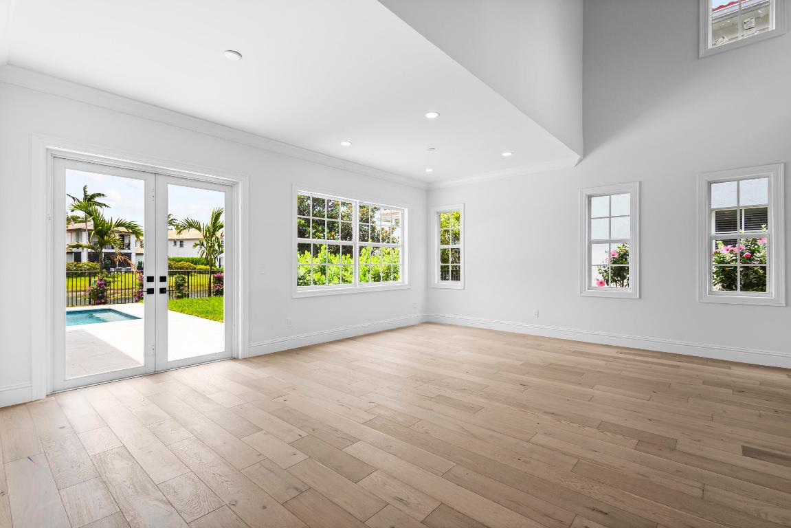 1423 E Barlow Court E