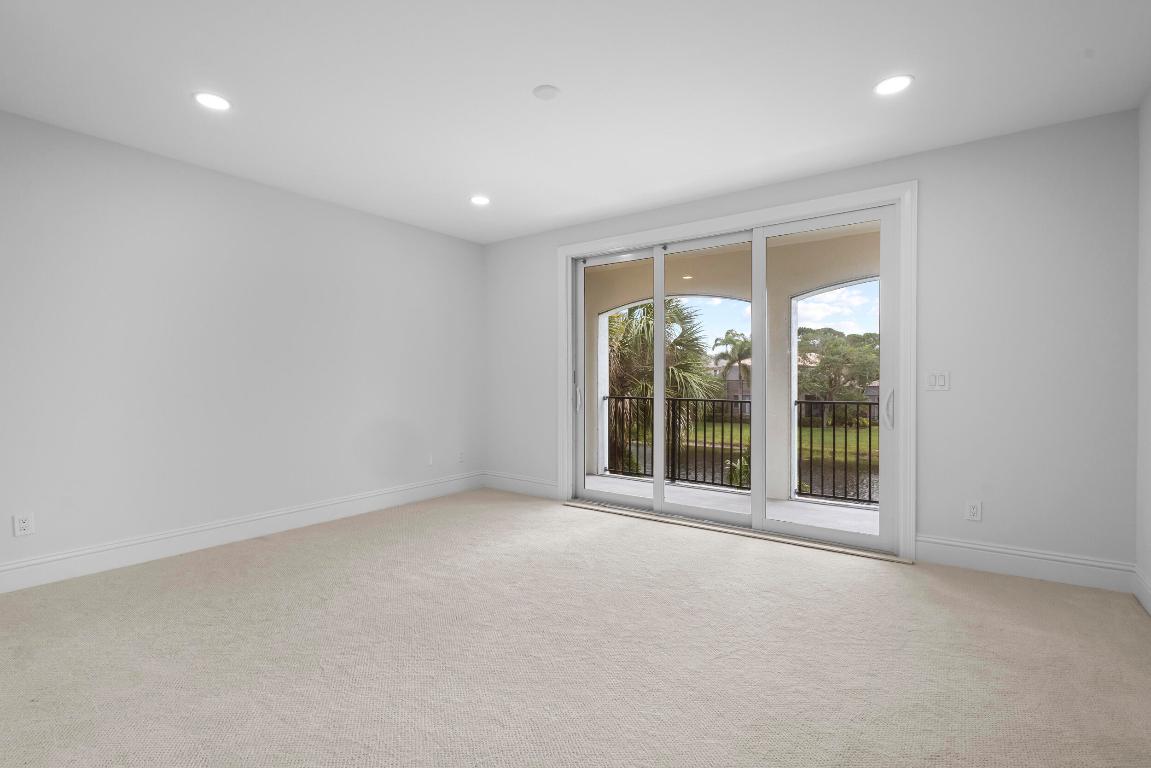 1423 E Barlow Court E