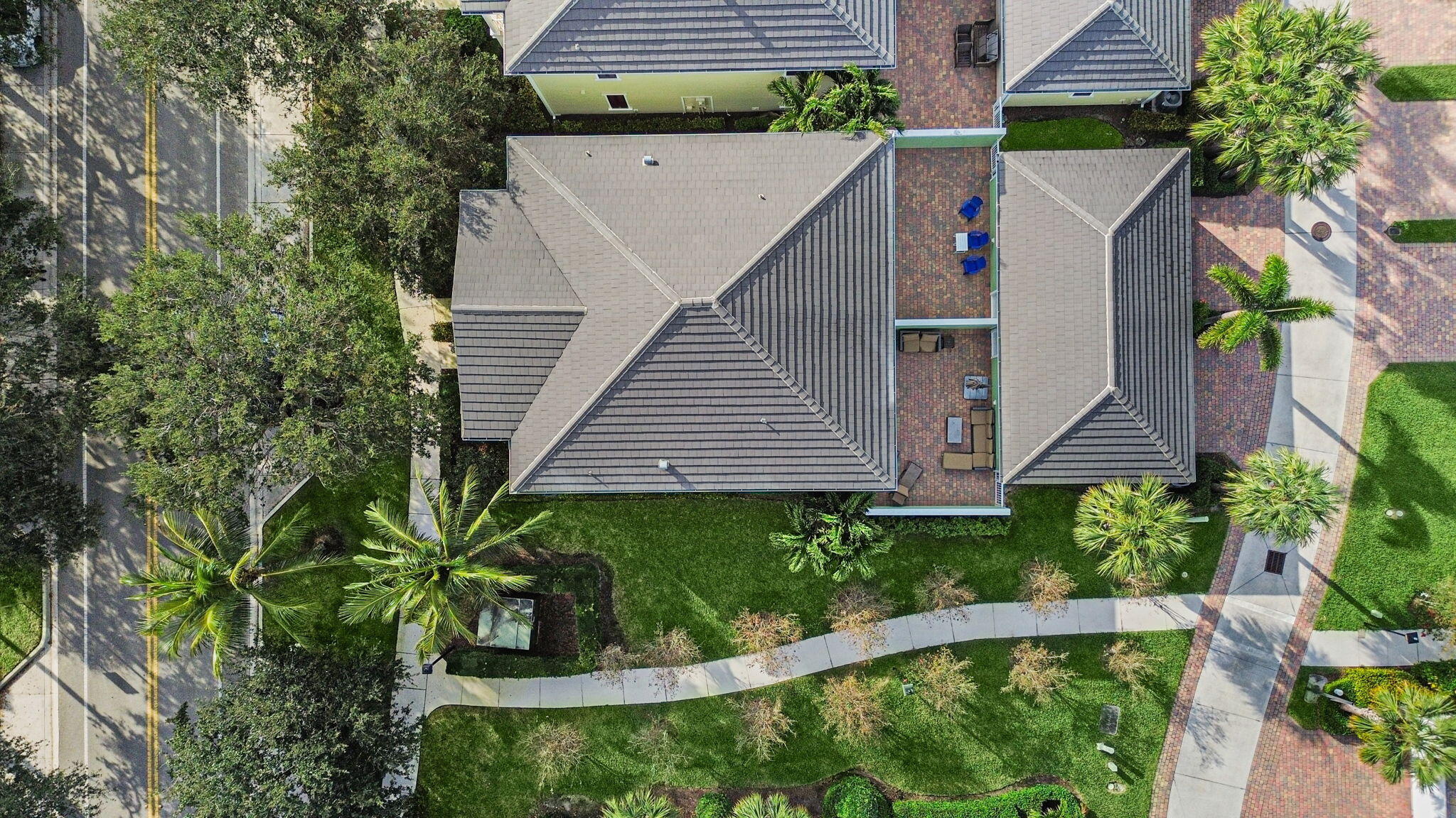 1233 Dakota Drive