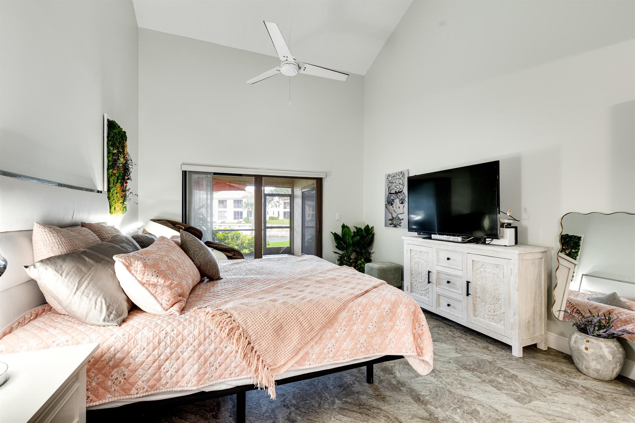 334 Eastwood Terrace