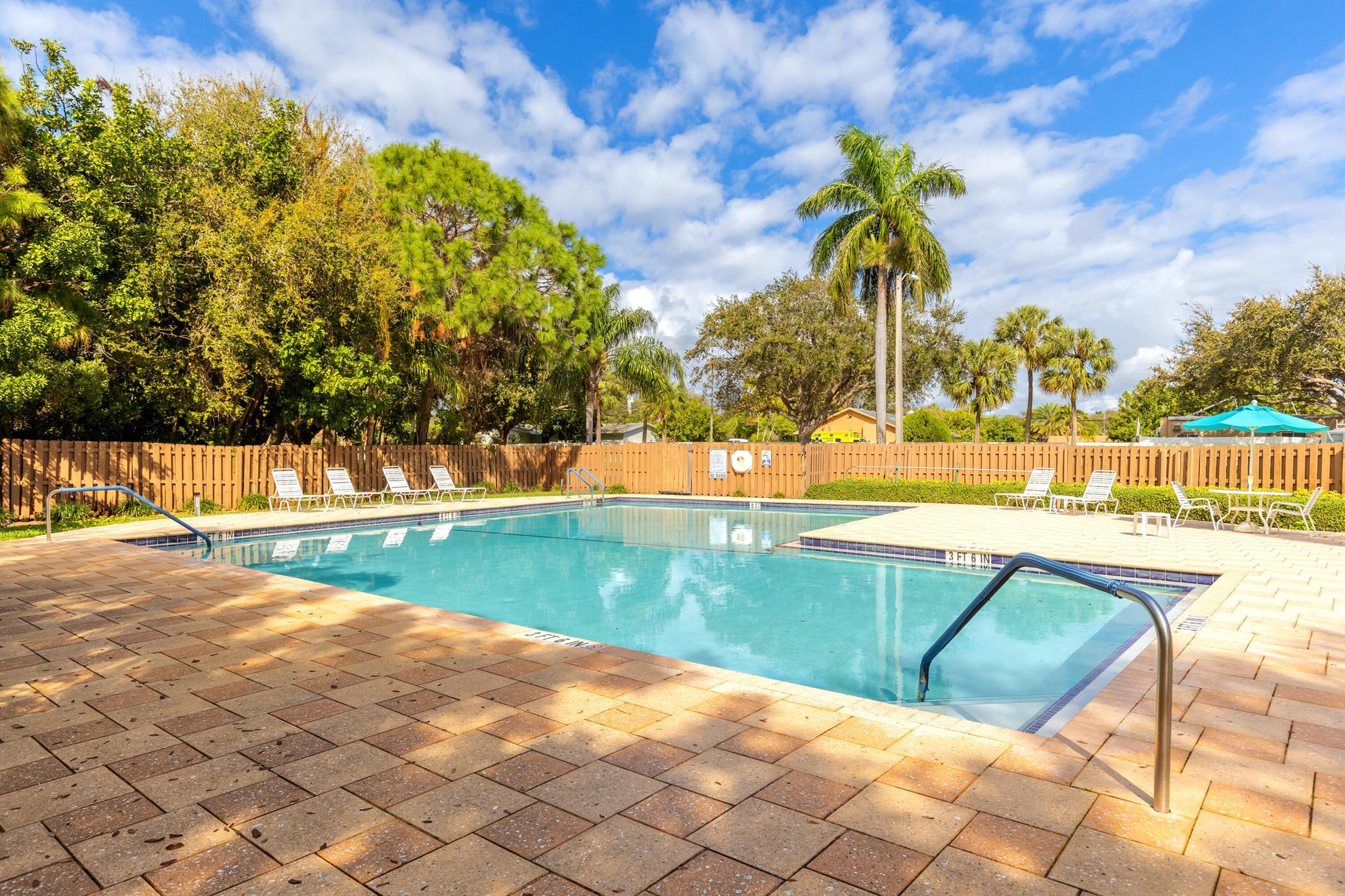 334 Eastwood Terrace