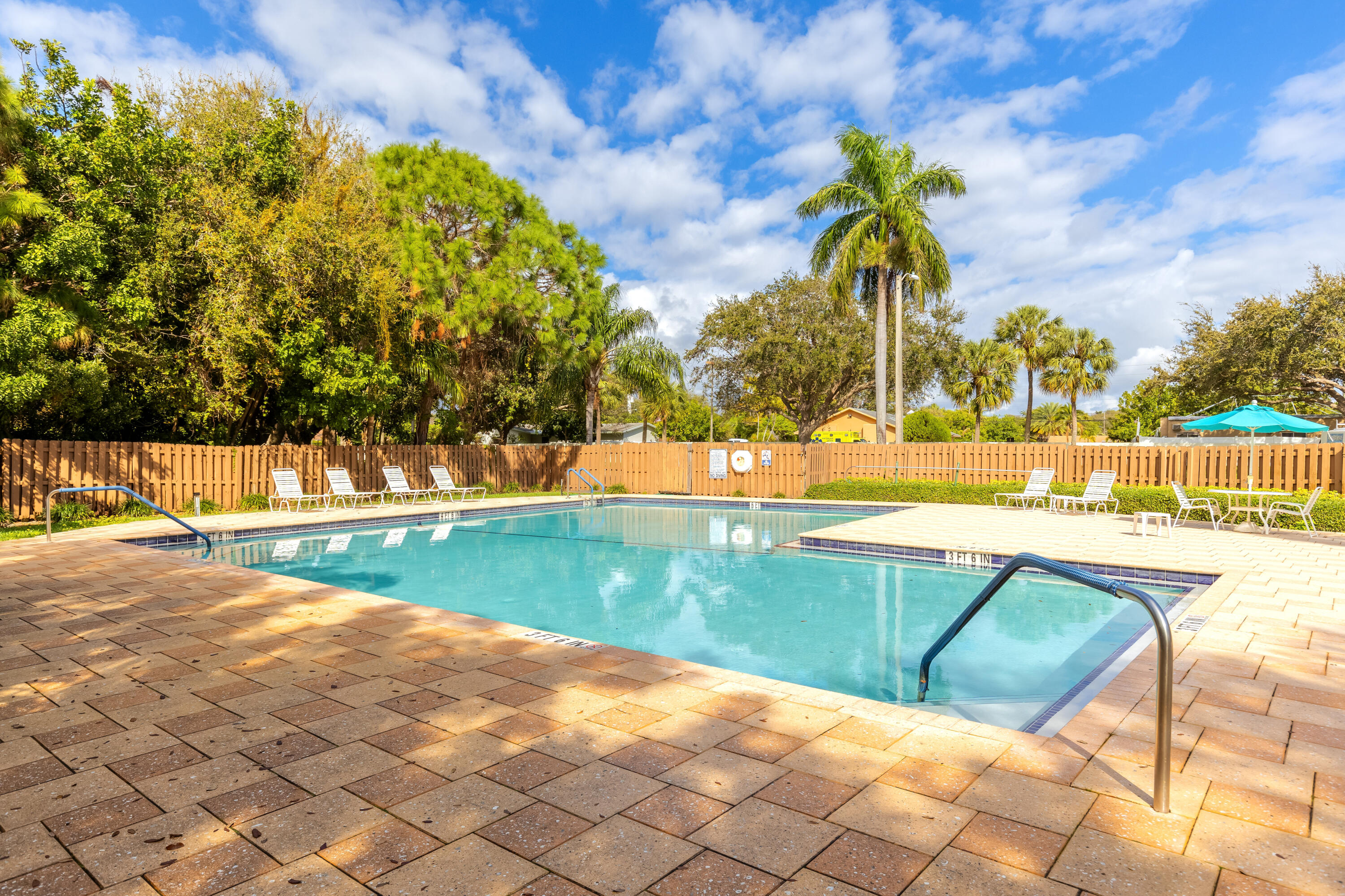 334 Eastwood Terrace