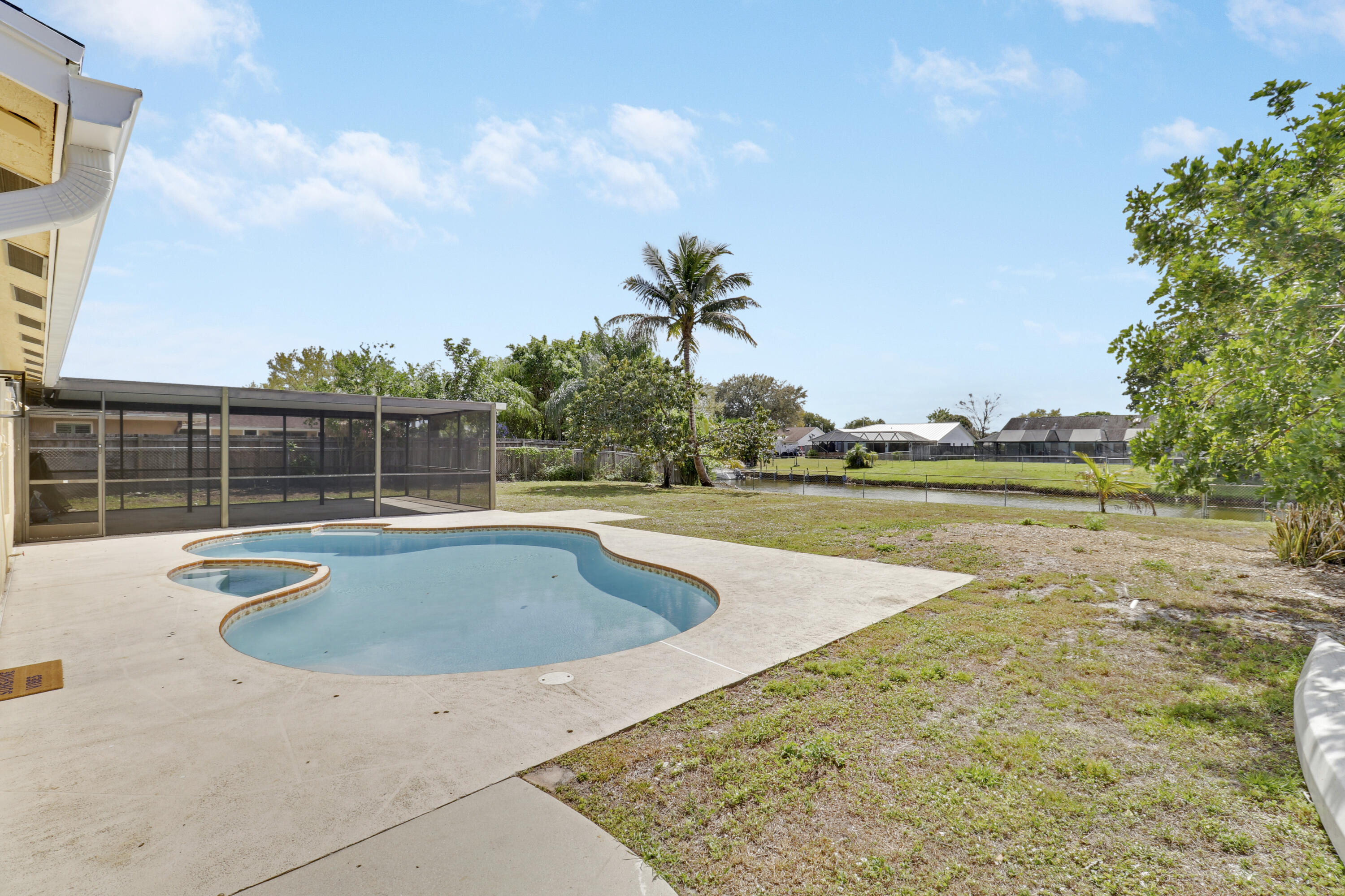 222 Las Palmas Street