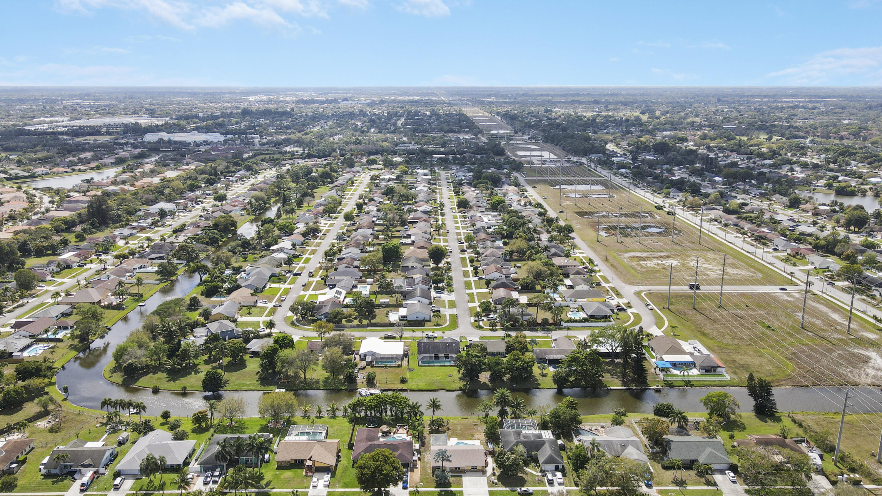 222 Las Palmas Street