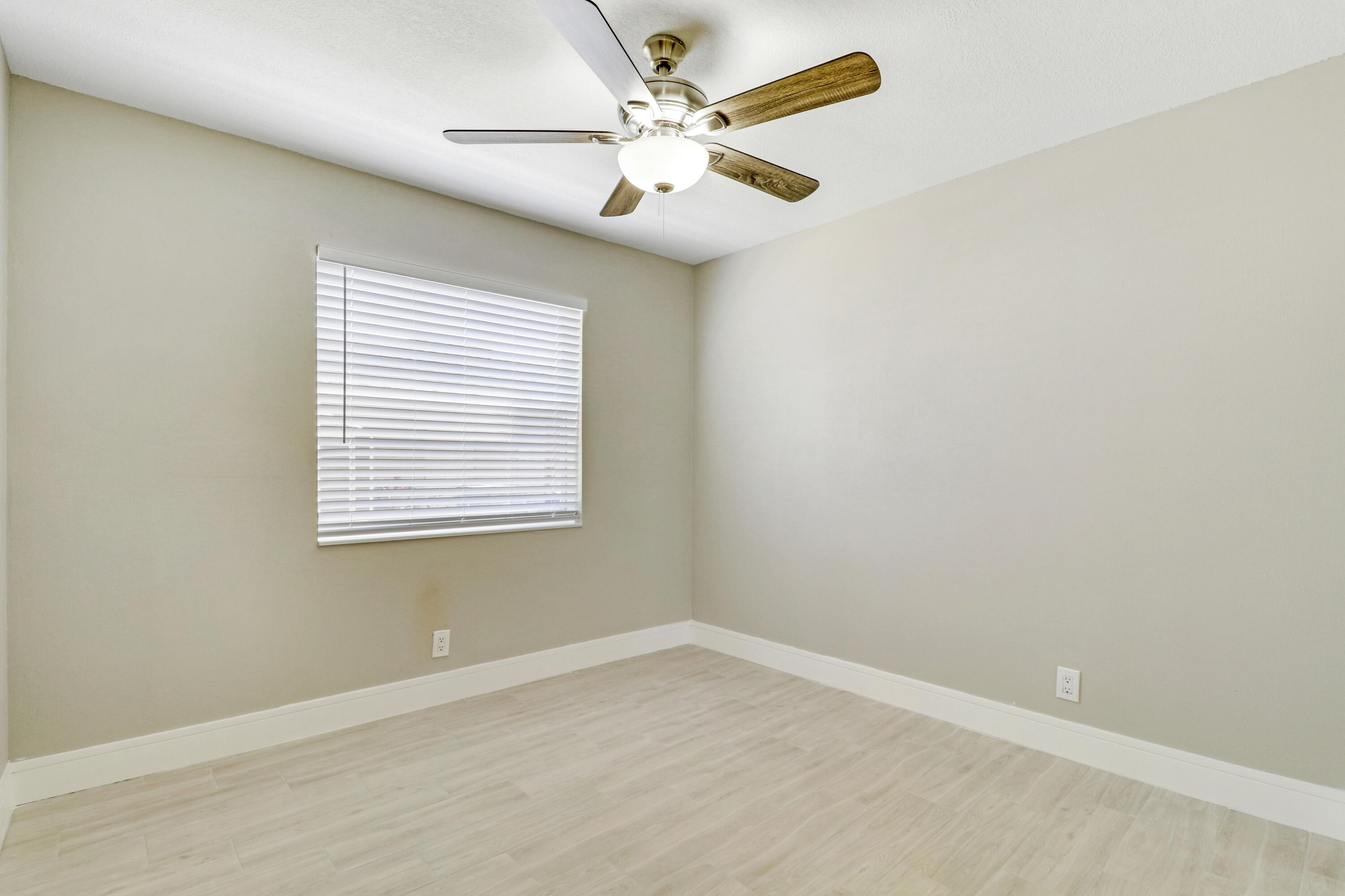 222 Las Palmas Street