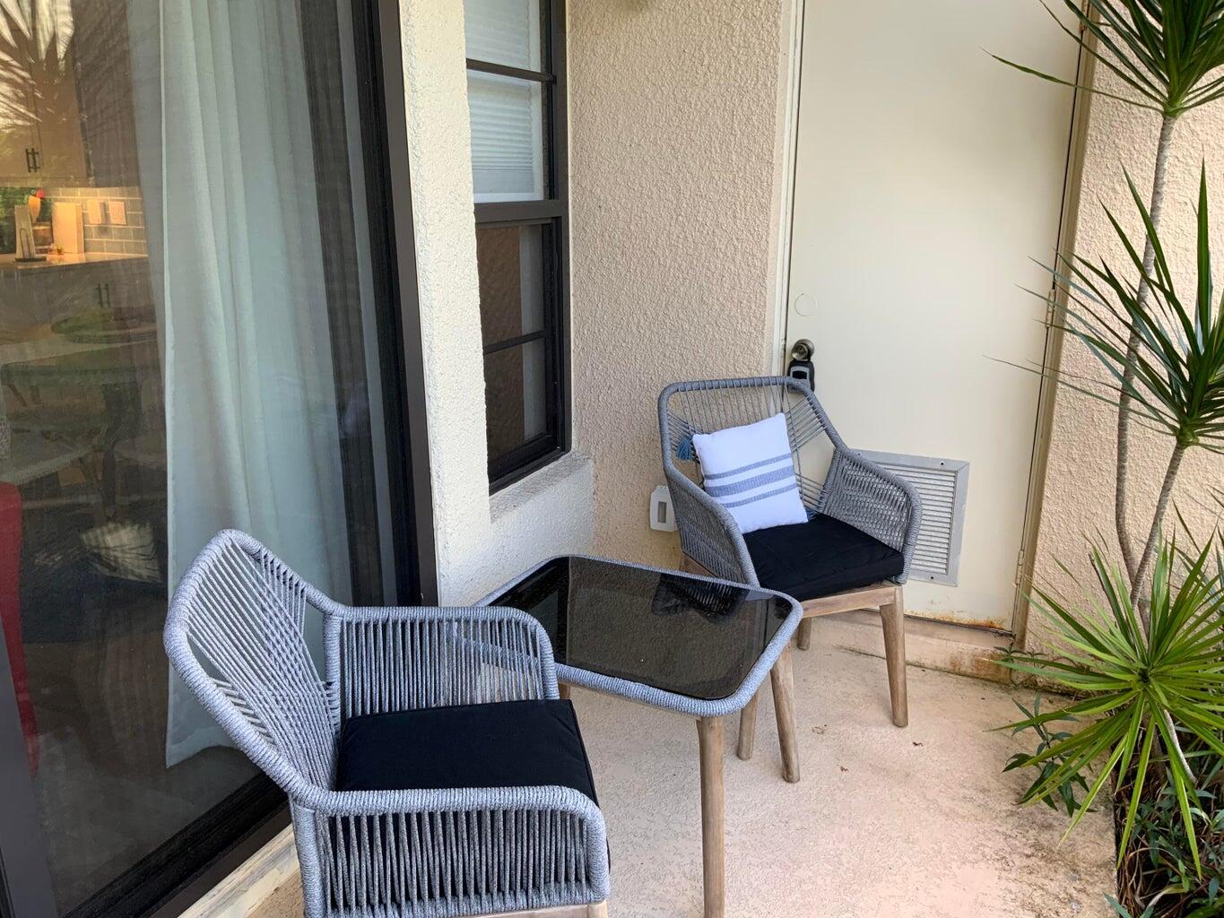 1605 S Us Highway 1 V1 104