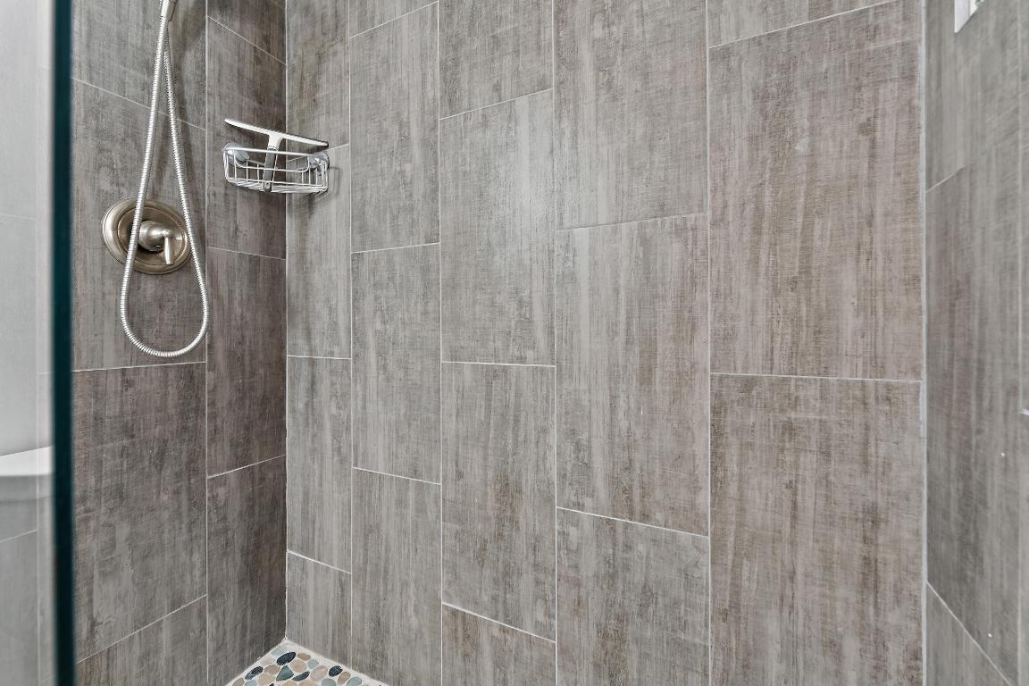 1605 S Us Highway 1 V1 104