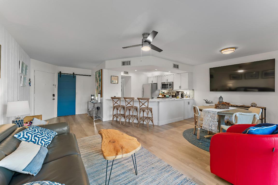 1605 S Us Highway 1 V1 104