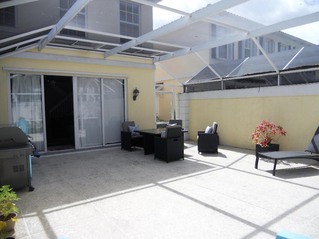 482 Capistrano Drive