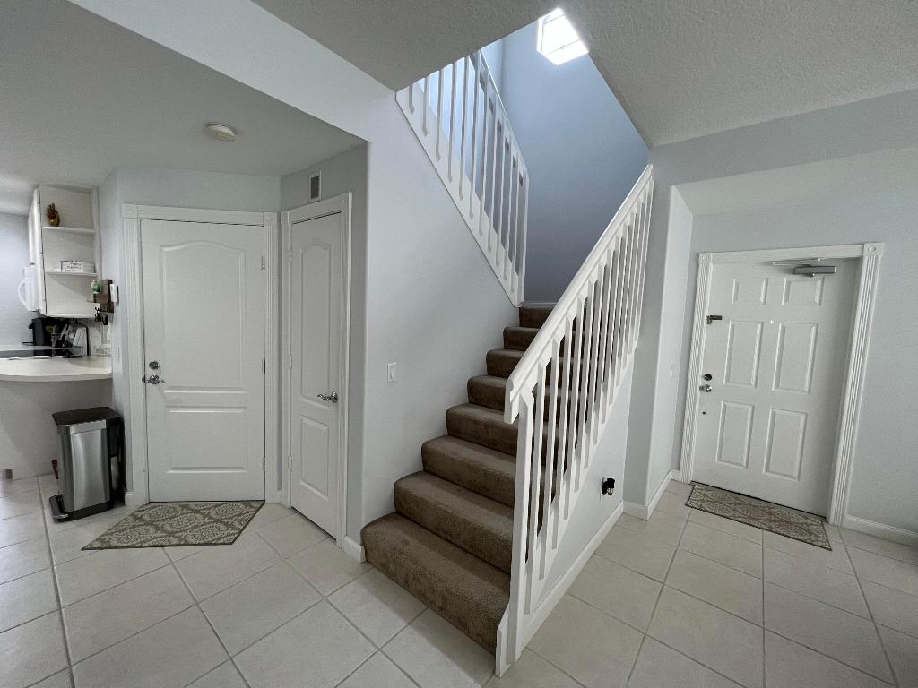 482 Capistrano Drive