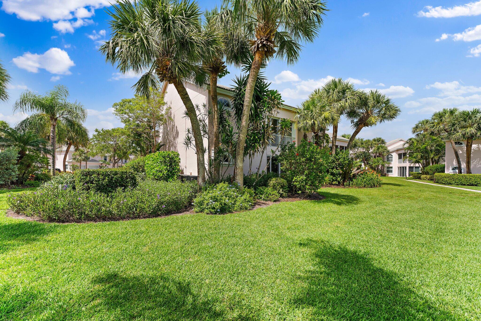 2905 Fairway Drive N