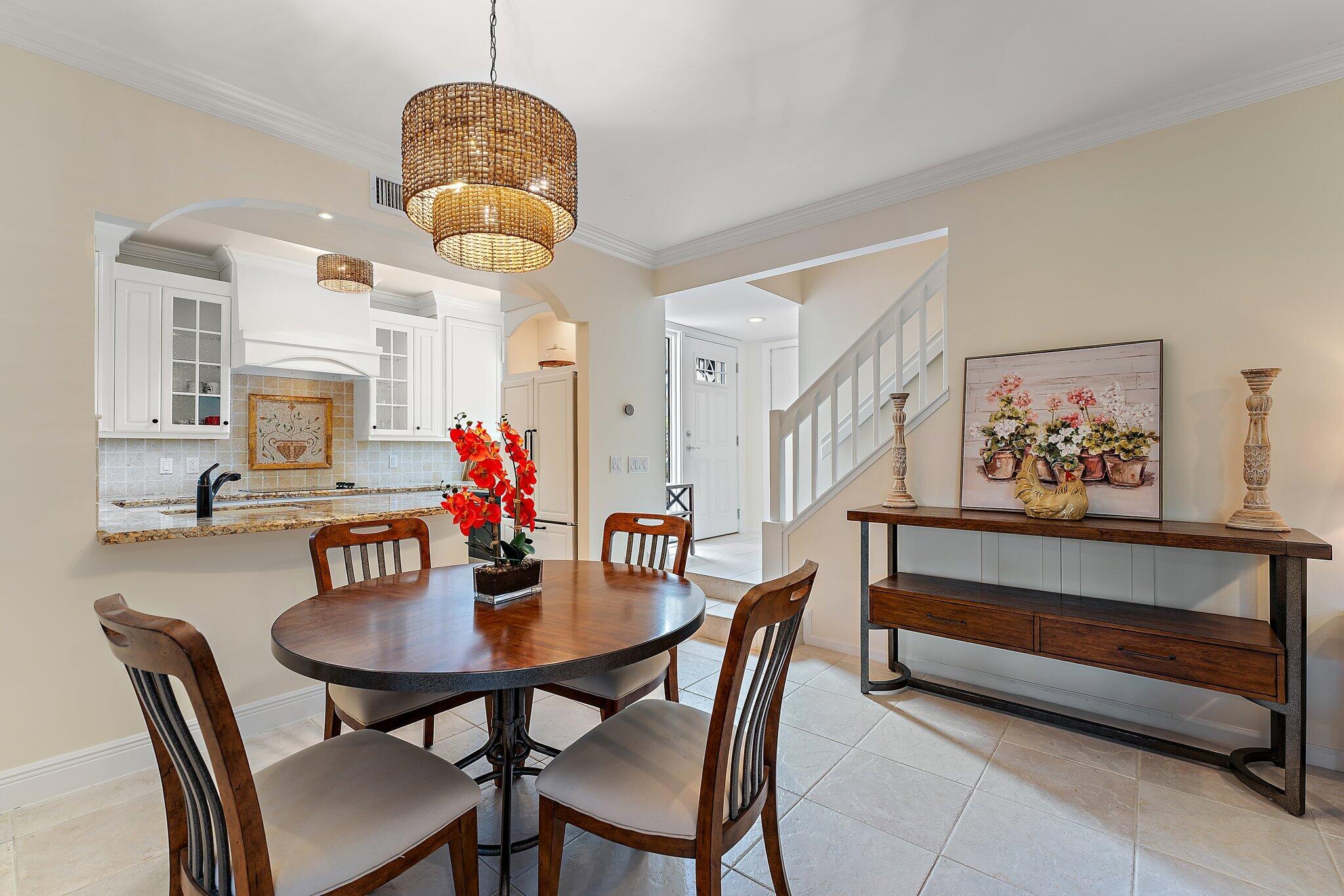 2905 Fairway Drive N