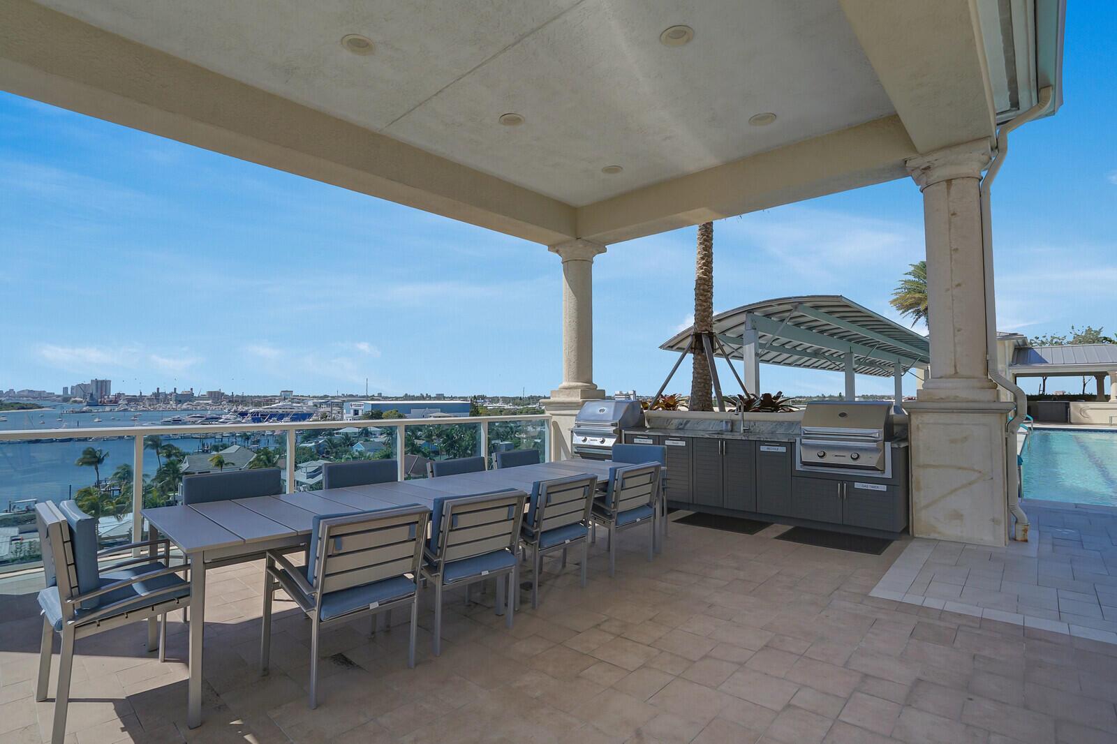 2650 Lake Shore Drive 703