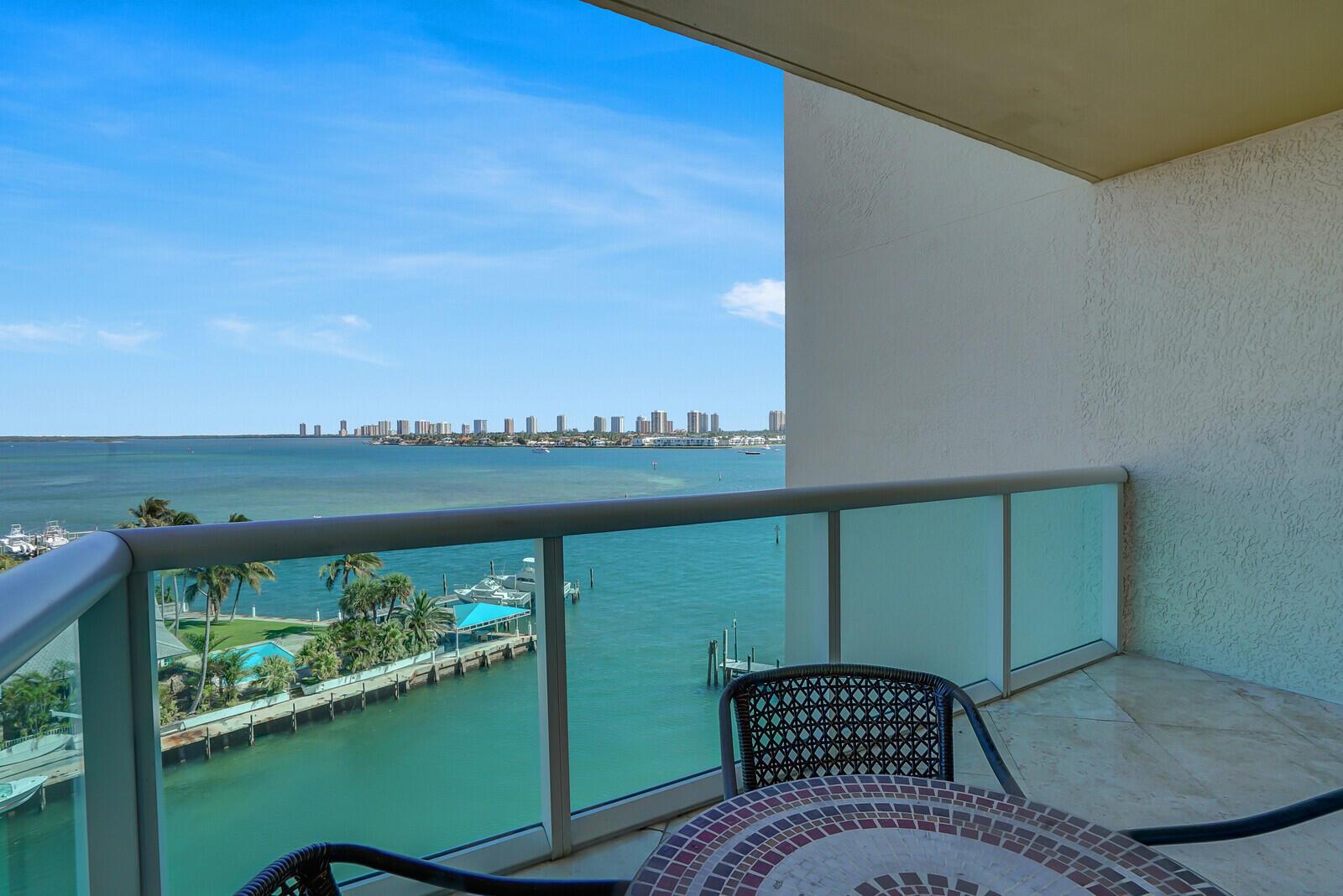 2650 Lake Shore Drive 703