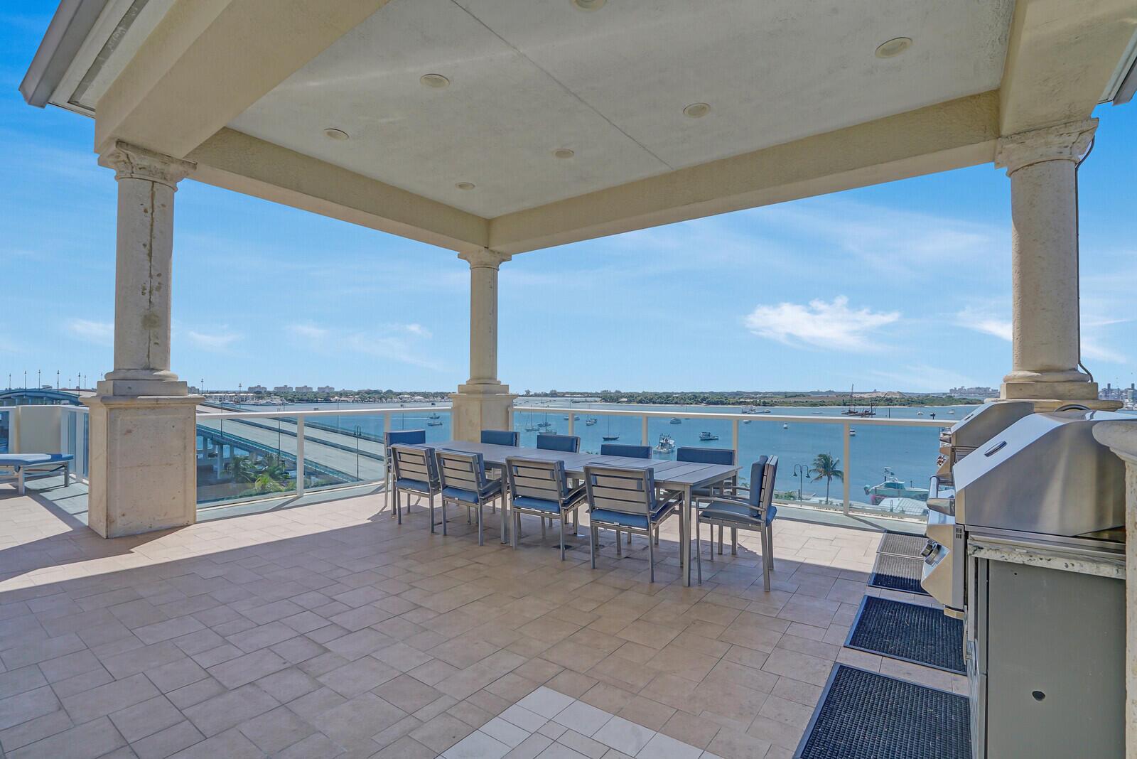 2650 Lake Shore Drive 703