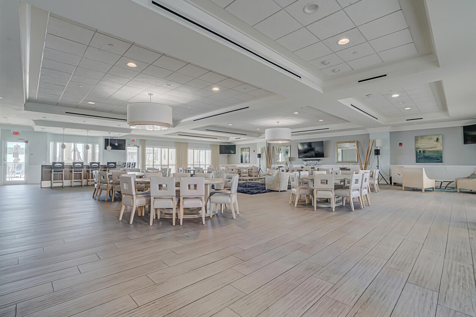 2650 Lake Shore Drive 703