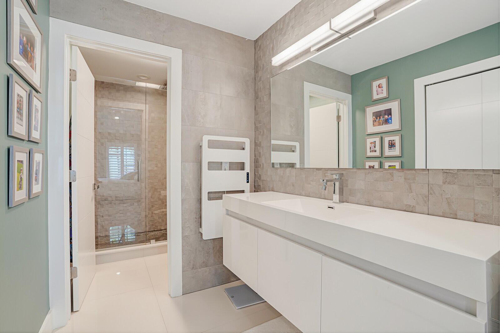 2399 Treasure Isle Drive 17