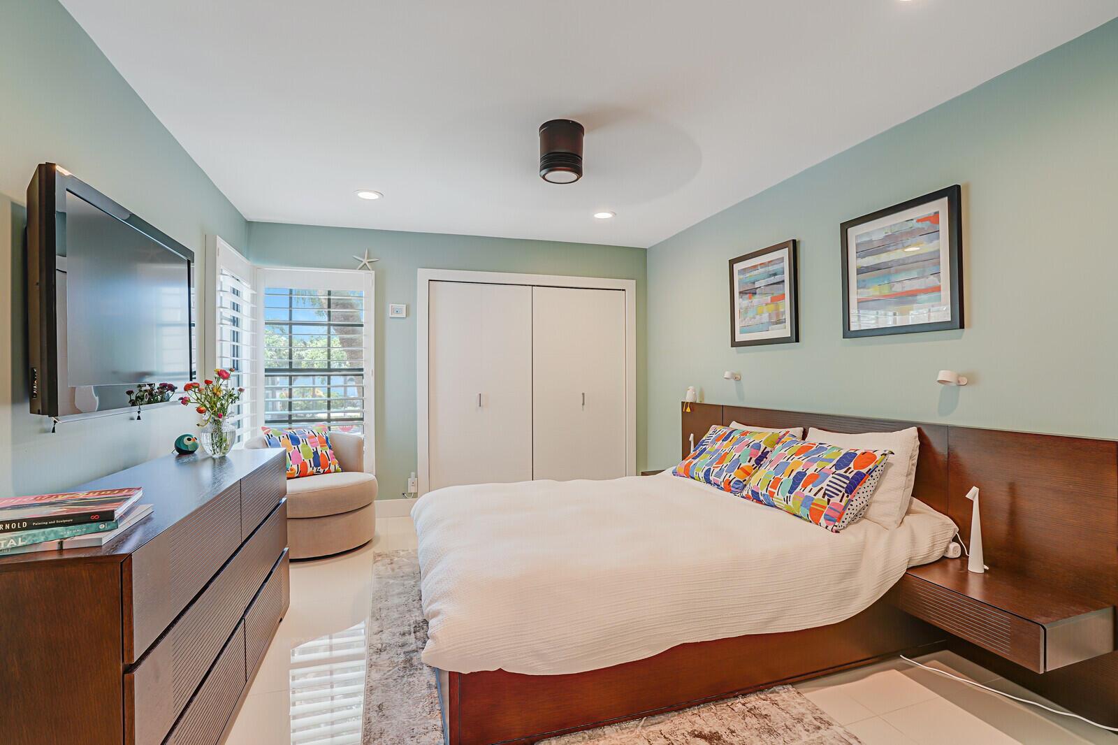 2399 Treasure Isle Drive 17