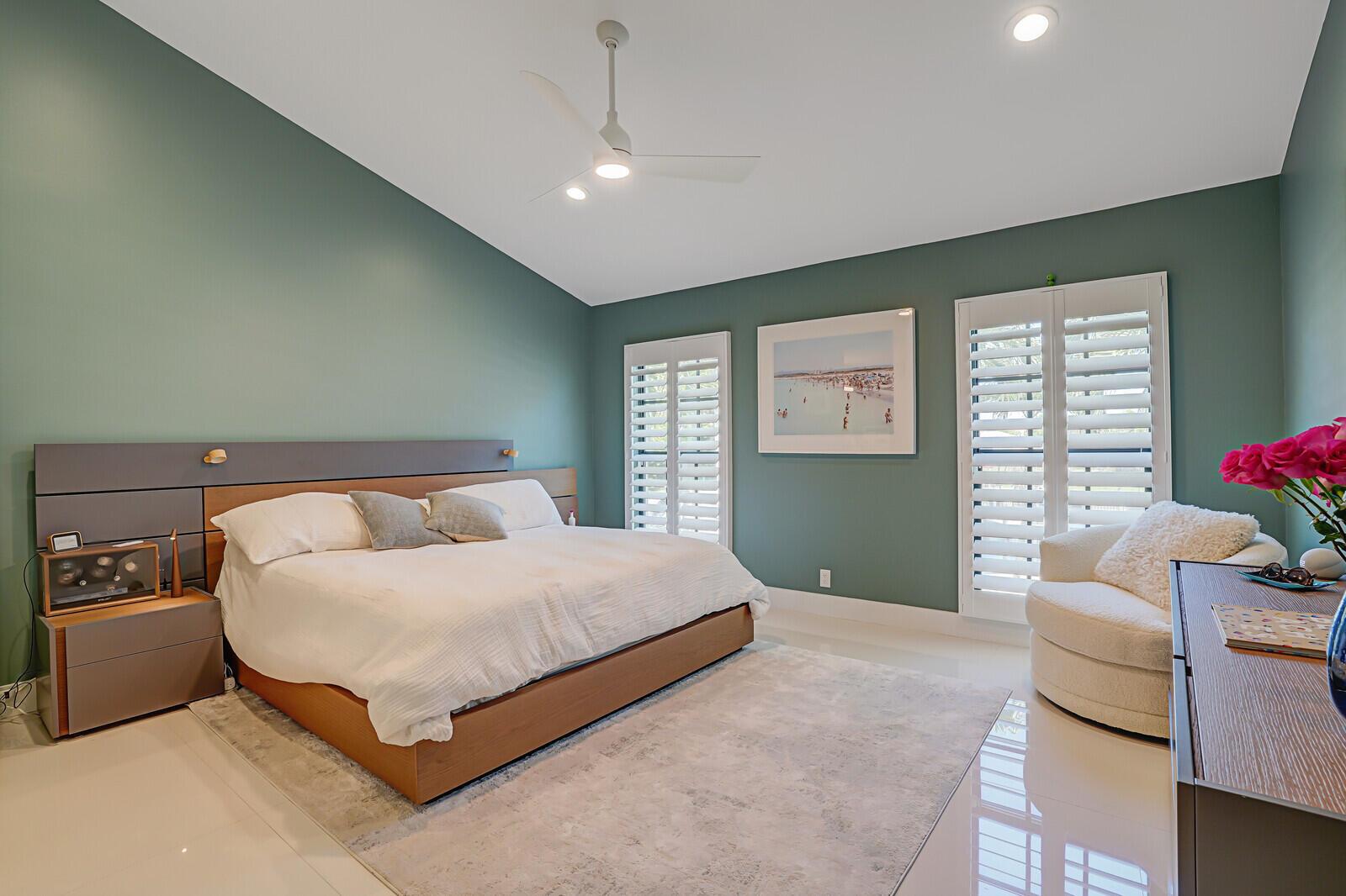 2399 Treasure Isle Drive 17