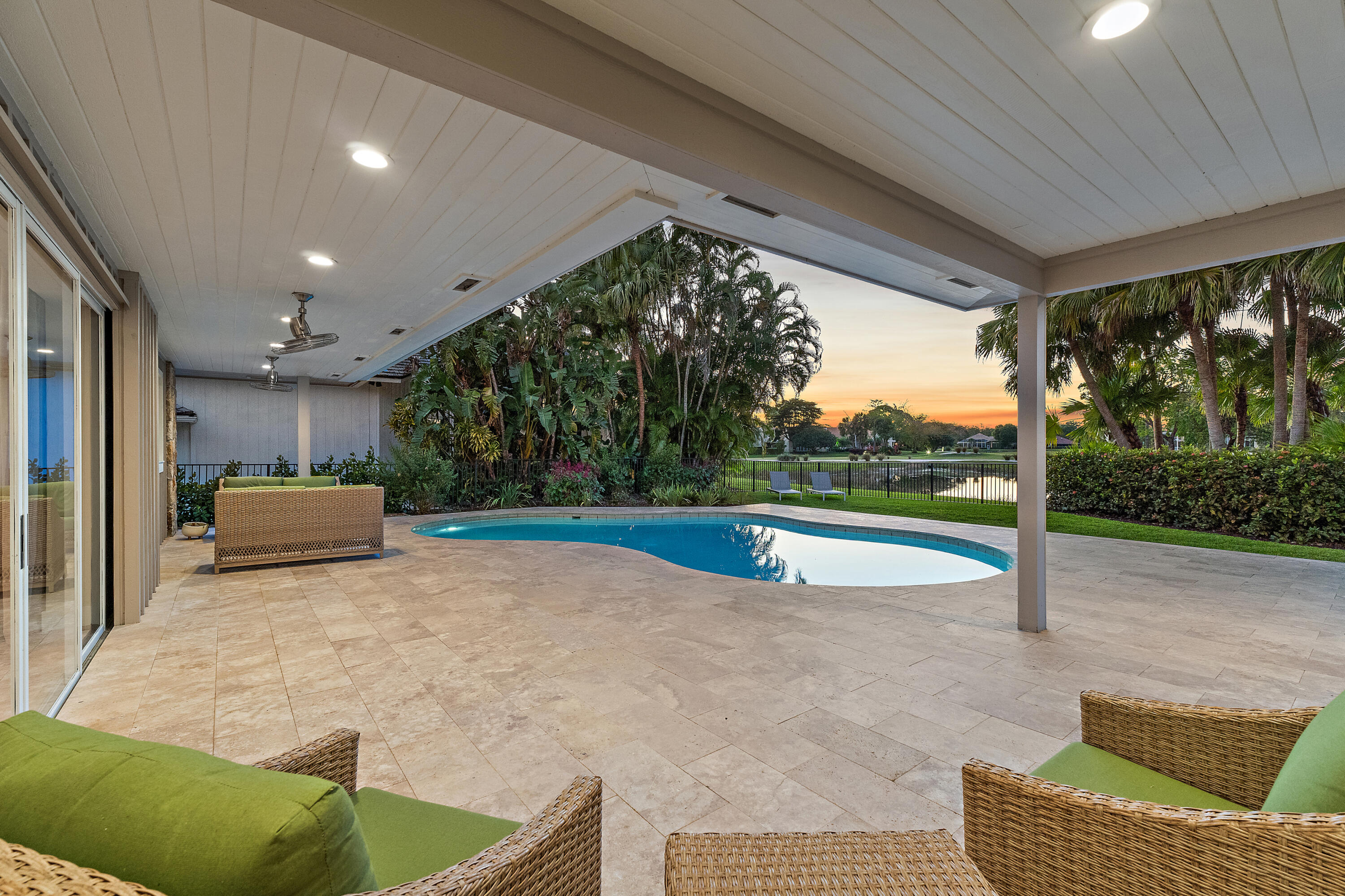 1 Banchory Court