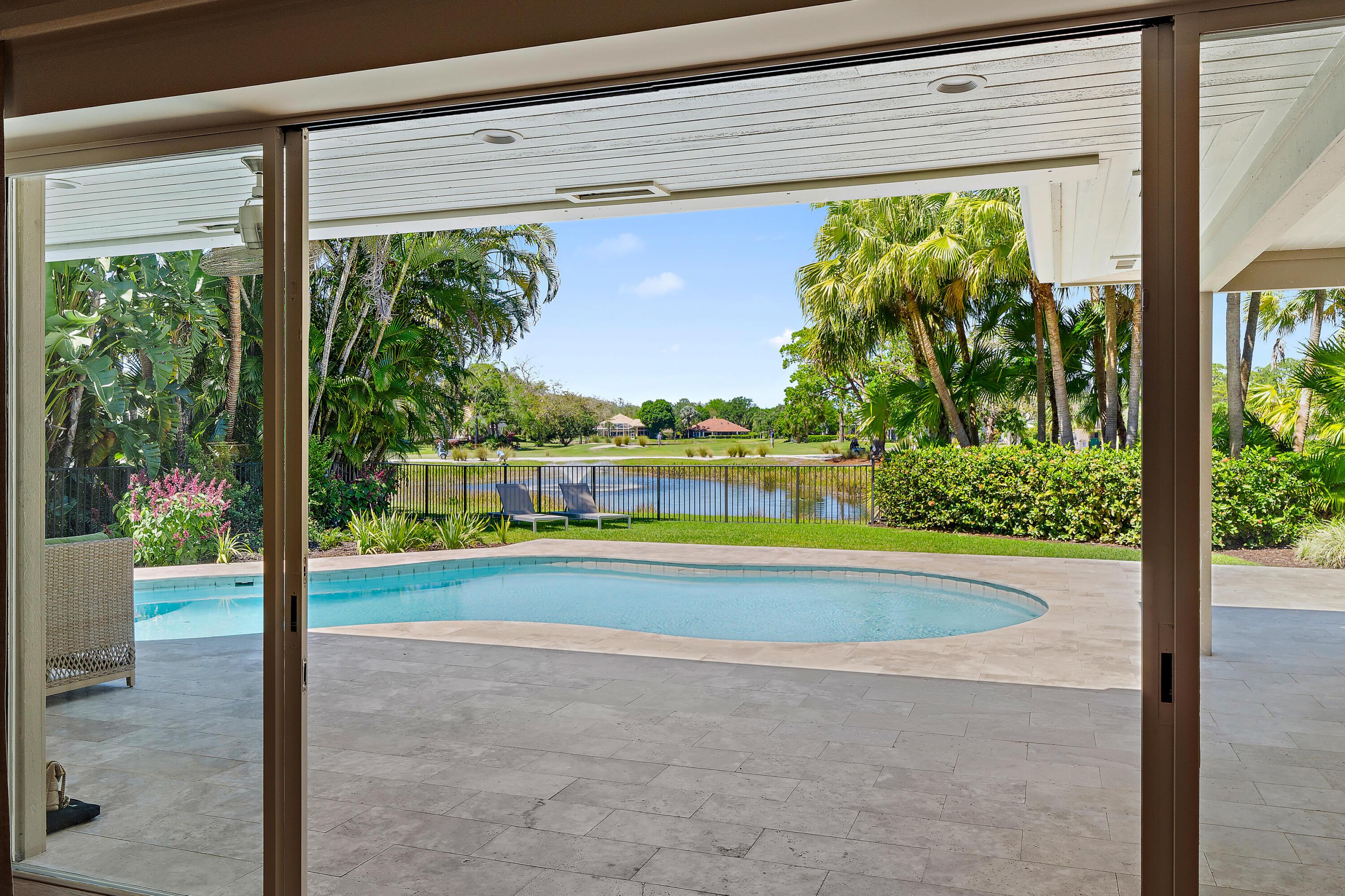 1 Banchory Court