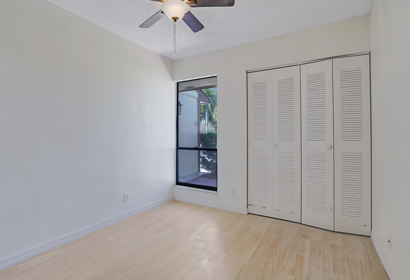 30 Kensington Lane