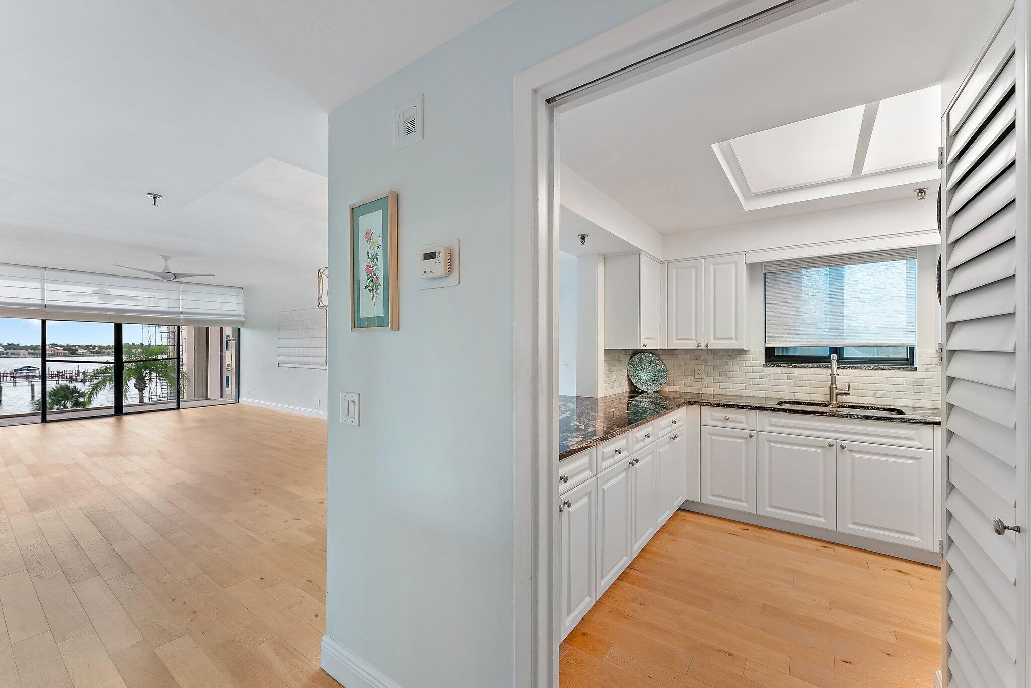 11370 Twelve Oaks Way 418