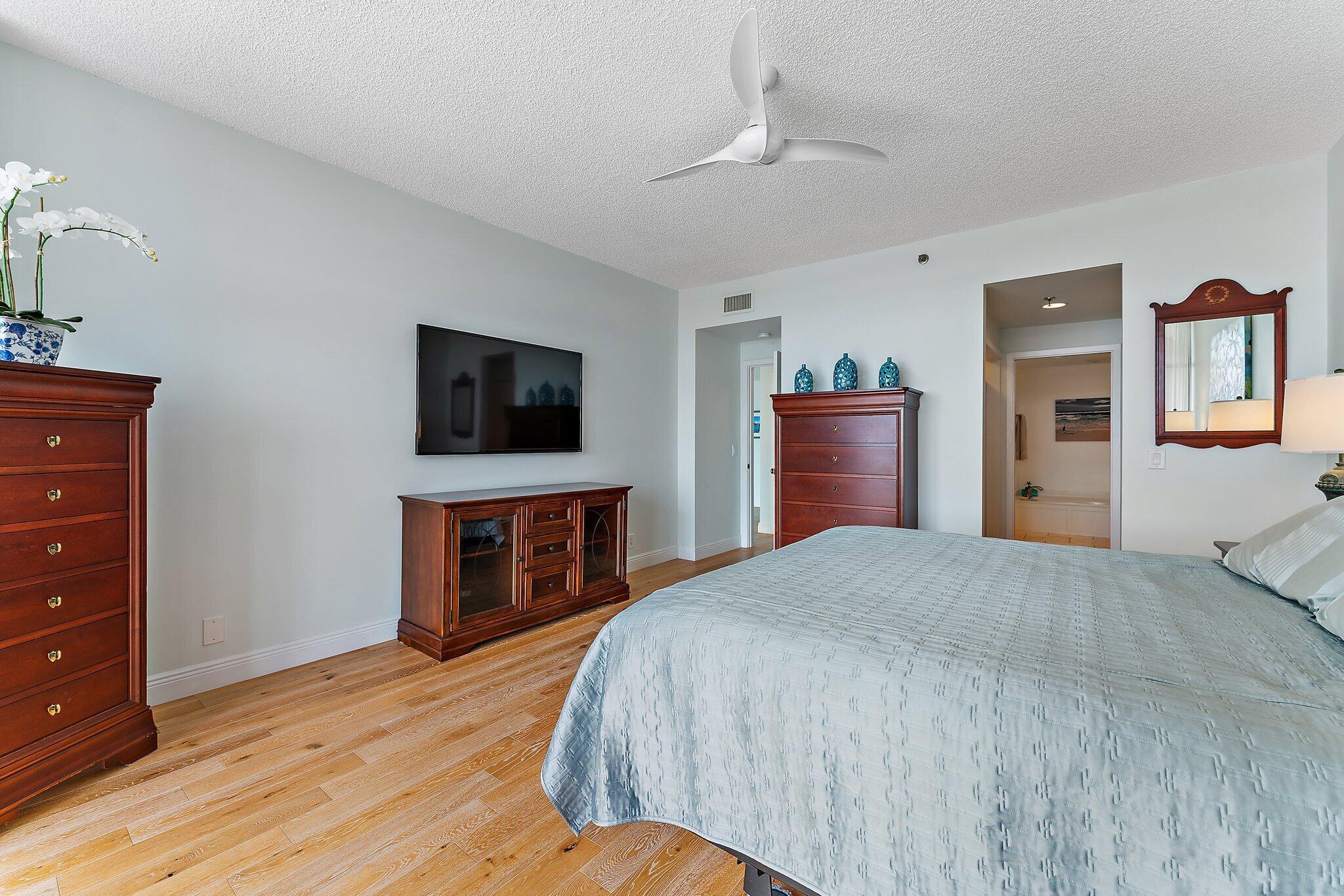 11370 Twelve Oaks Way 418