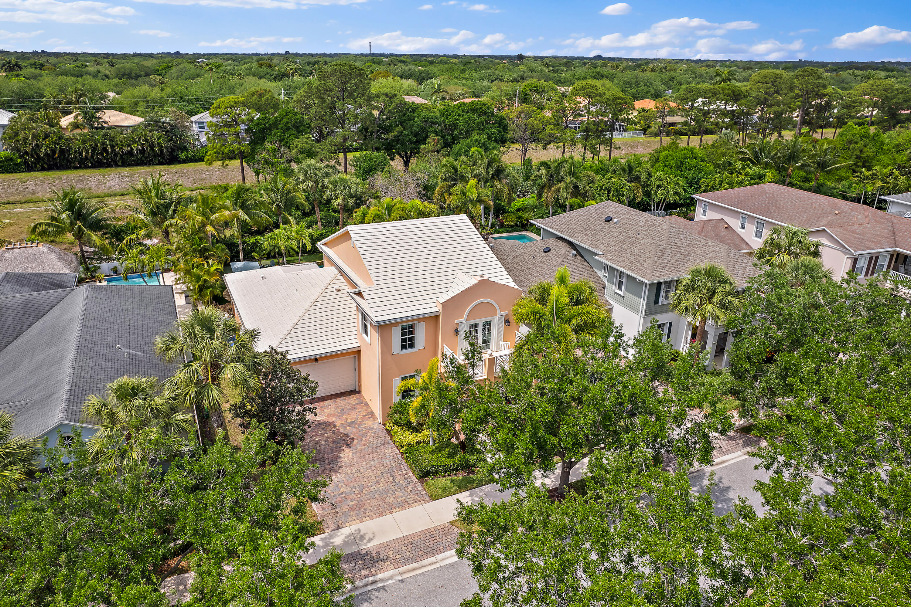 338 Caravelle Drive