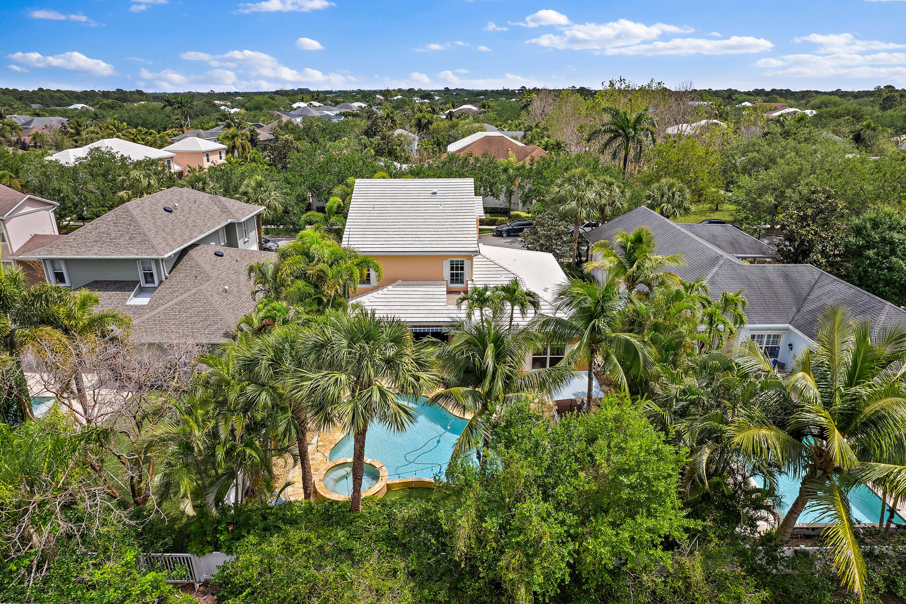 338 Caravelle Drive