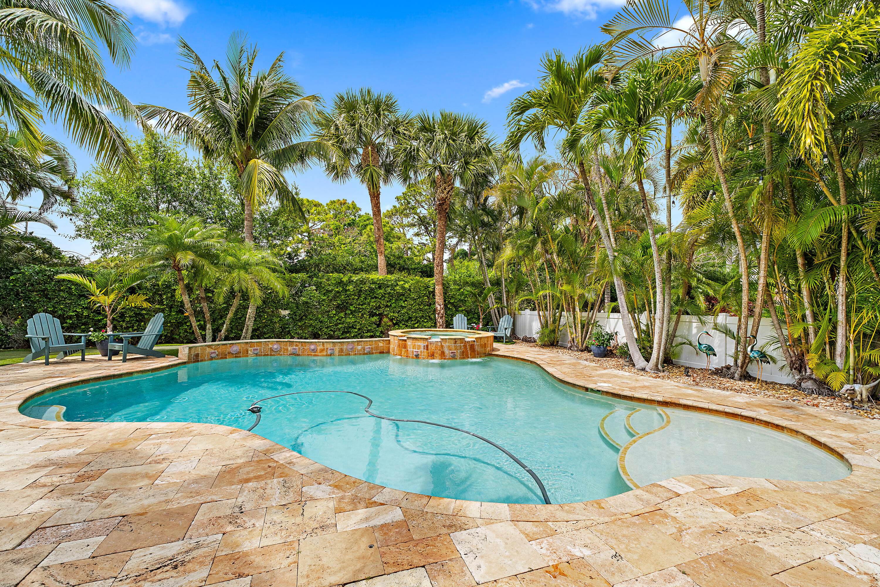 338 Caravelle Drive