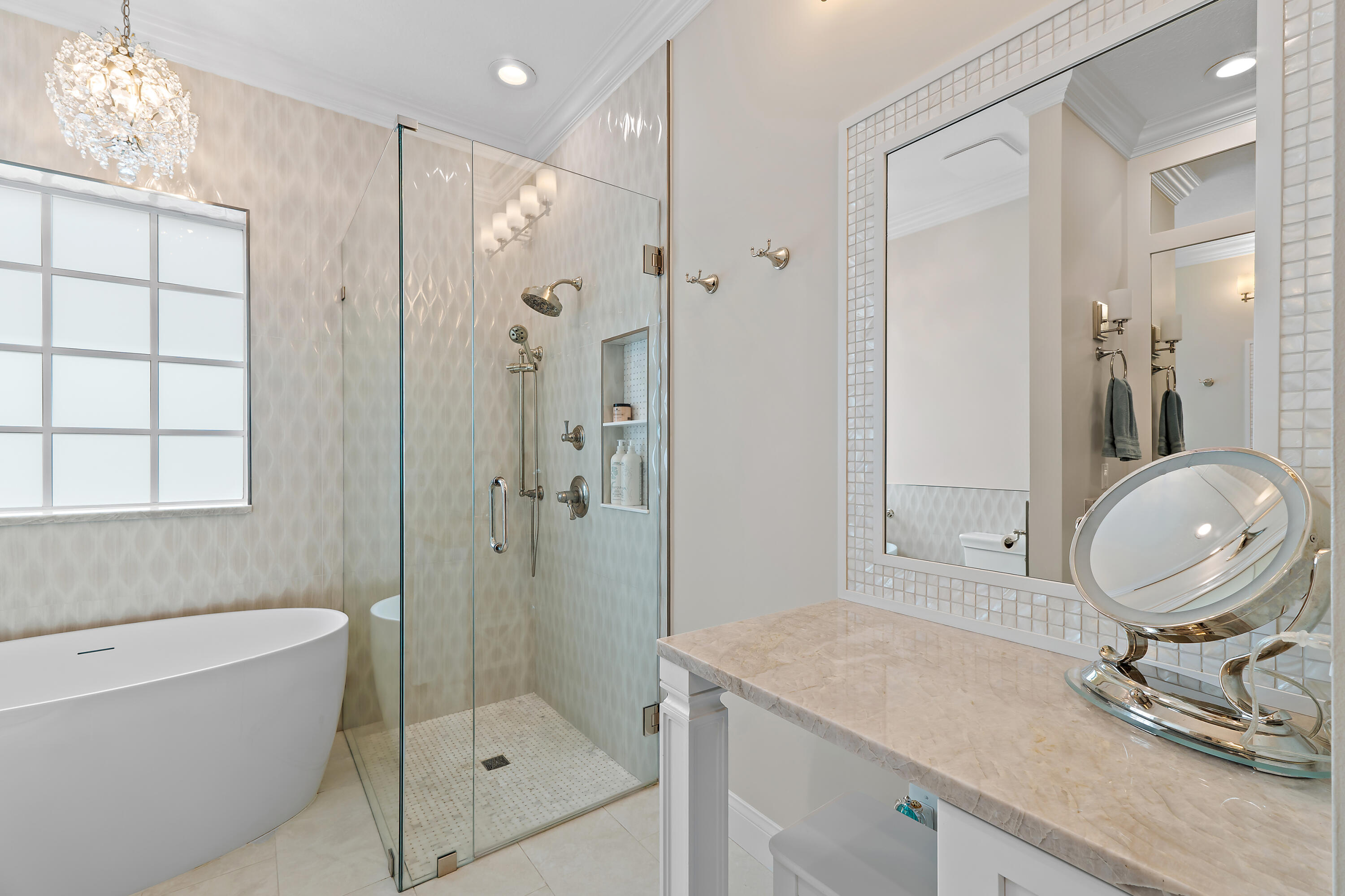 338 Caravelle Drive