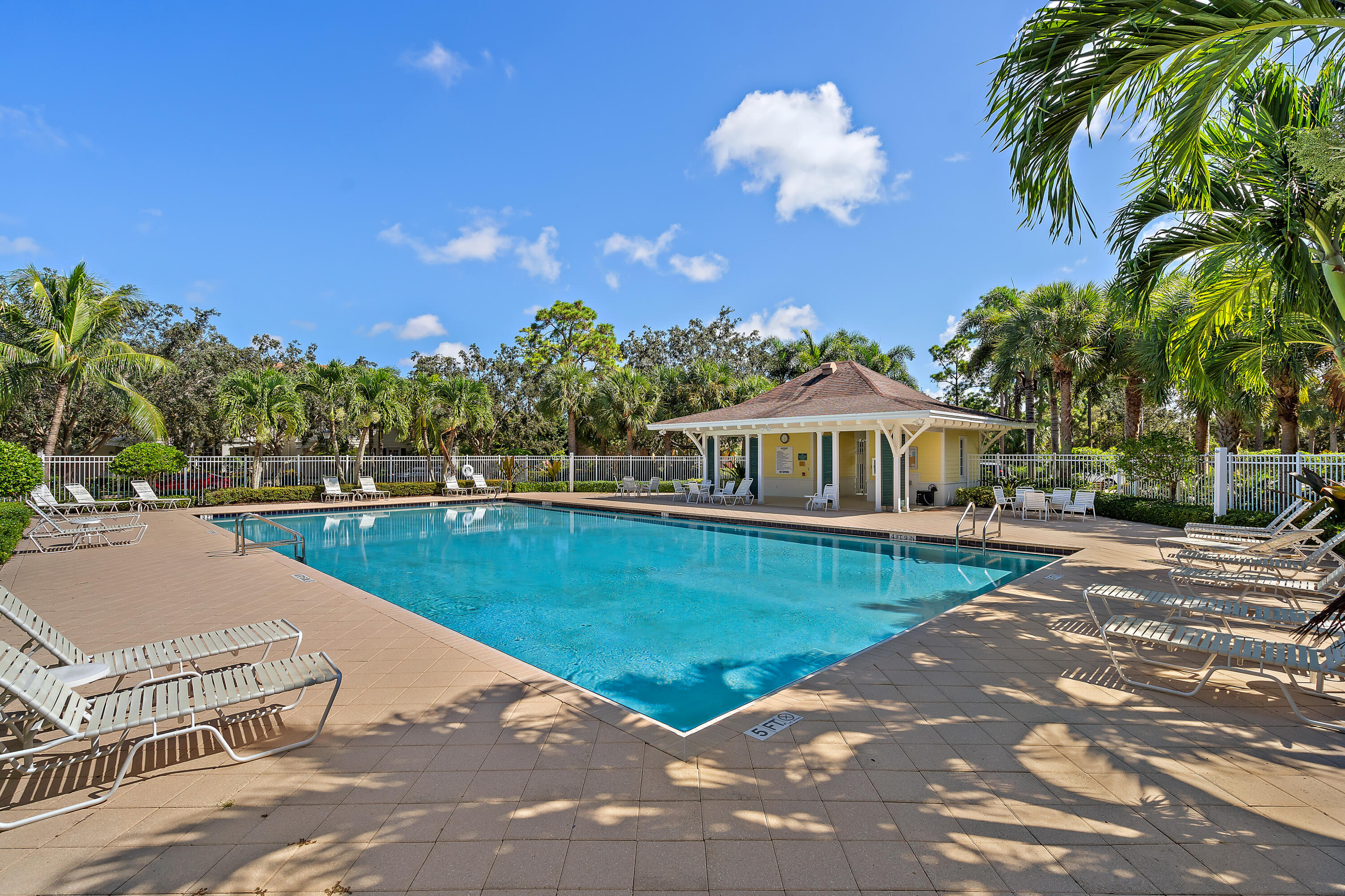 338 Caravelle Drive